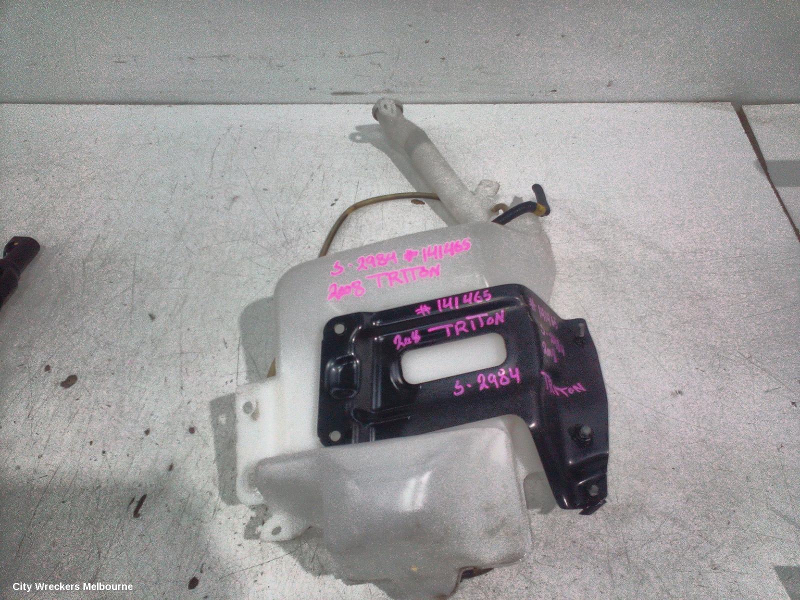 MITSUBISHI TRITON WASHER BOTTLE, ML-MN, 07/2006 - 04/2015 - Image 2