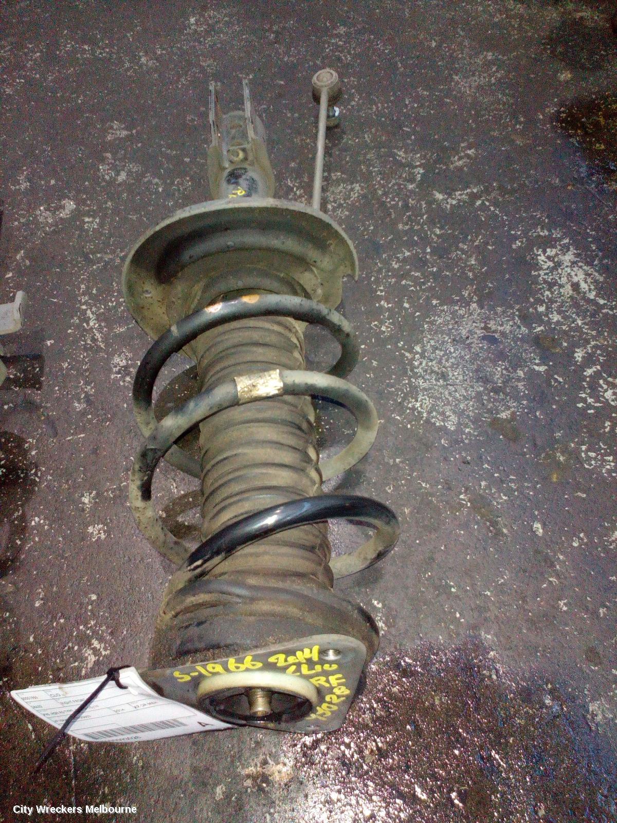 RENAULT CLIO RIGHT FRONT STRUT, X98, NON RS TYPE, 09/2013 - 10/2019 - Image 2