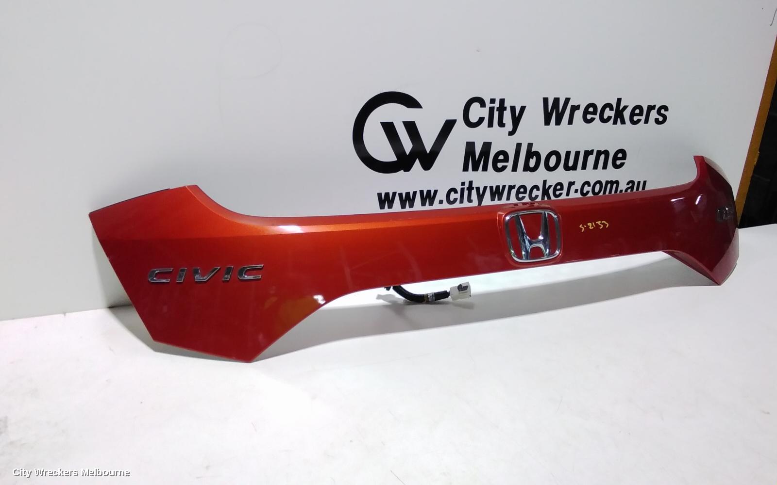 HONDA CIVIC REAR GARNISH, TAILGATE GARNISH, 10TH GEN, HATCH, VTI/VTI-S/VTI-L/RS/VTI-LX, 02/2017 - 08/2021 - Image 3