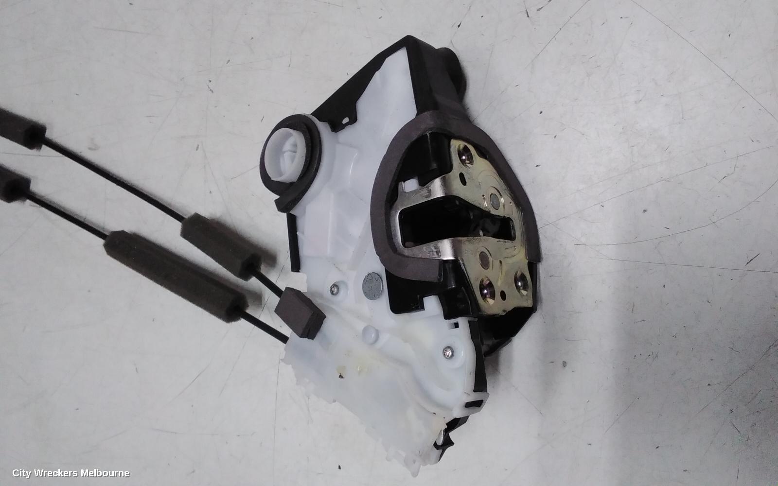 ISUZU DMAX DOOR/BOOT/GATE LOCK, RIGHT FRONT DOOR LOCK, RG, 07/2020 ONWARDS - Image 3