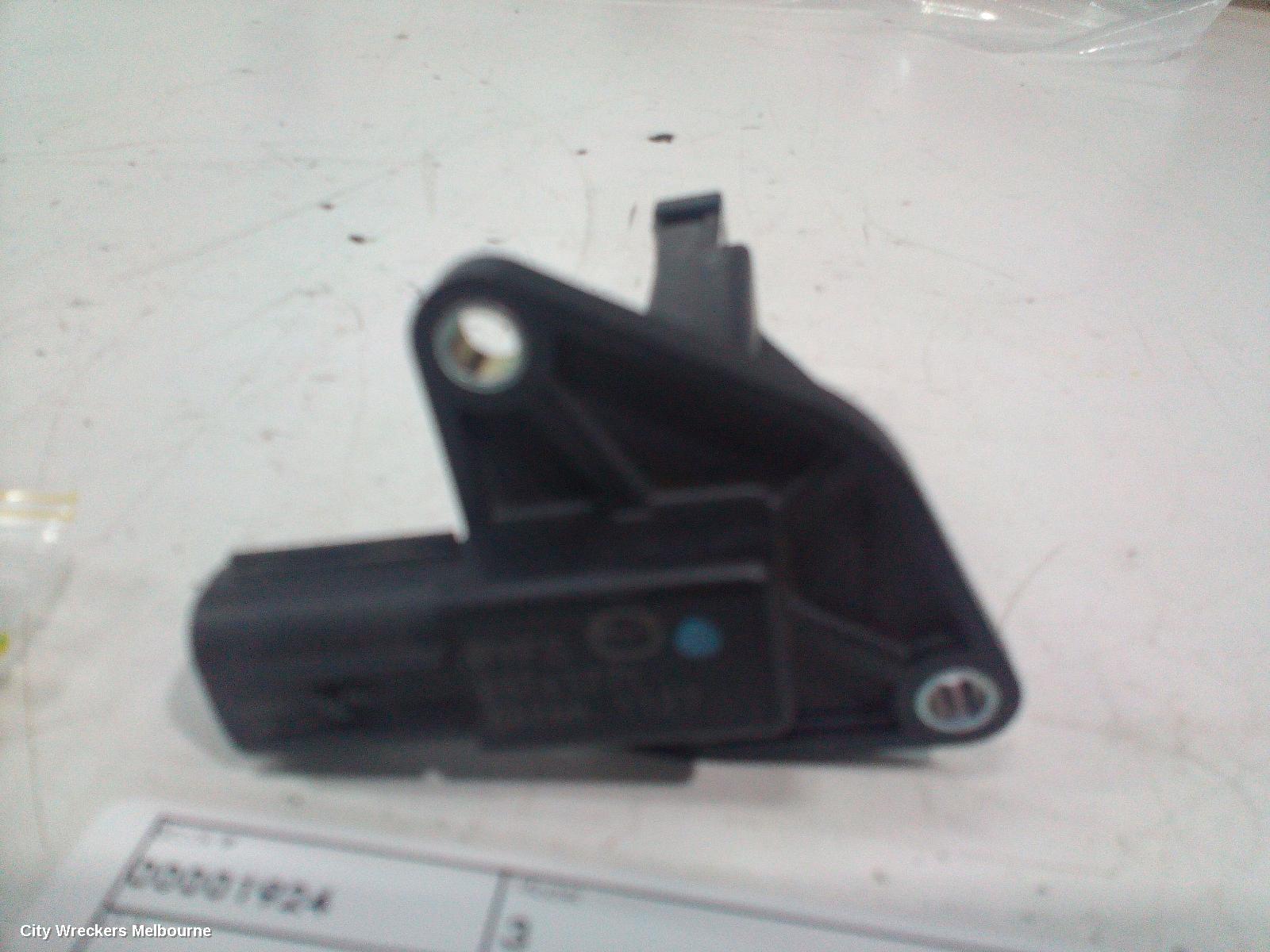 MAZDA 3 AIR FLOW METER, 2.0/2.5, PETROL, P/N PYFS, SKYACTIV G/E-SKYACTIV G, BP, 03/2019 ONWARDS - Image 2