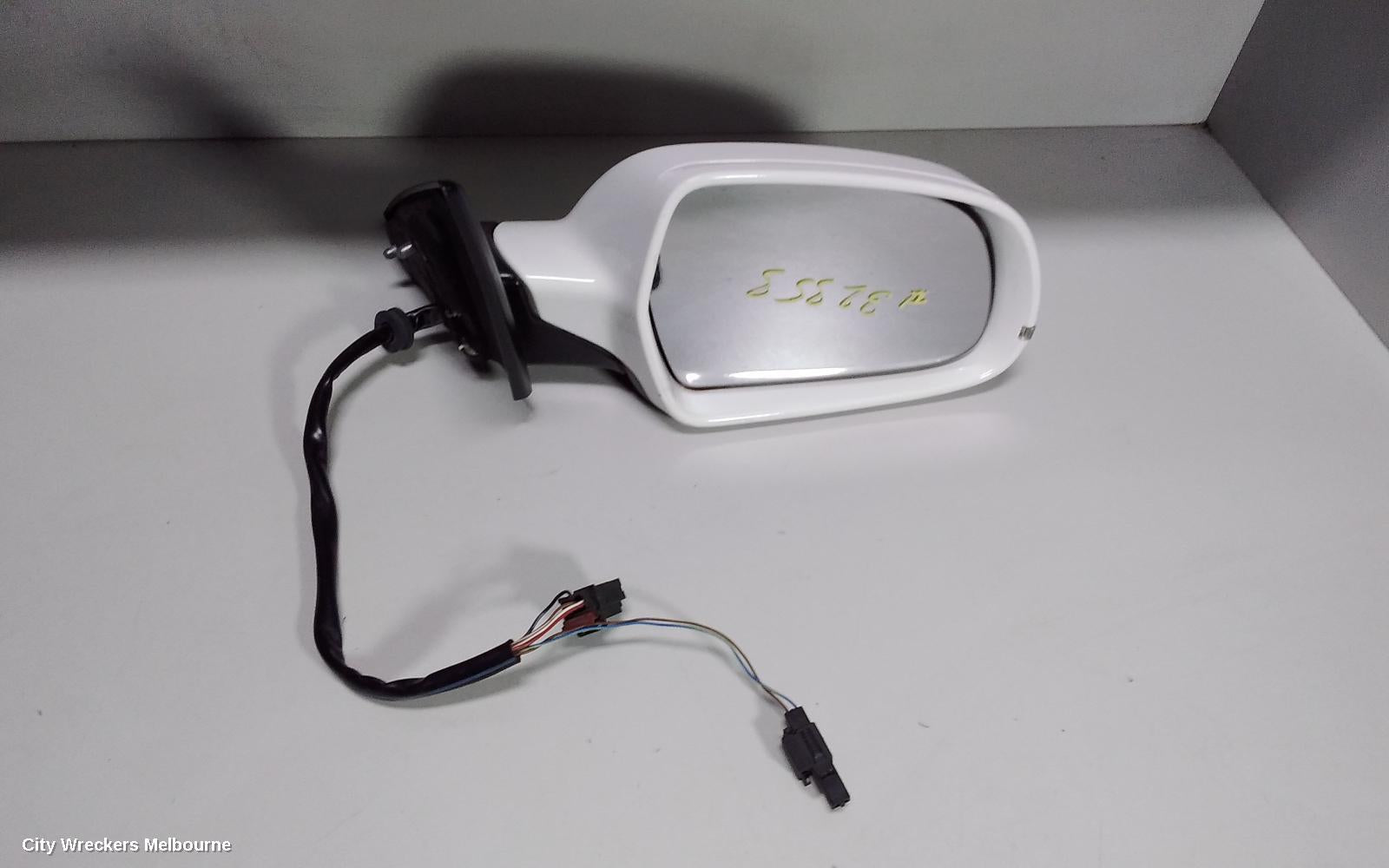 AUDI A5 RIGHT DOOR MIRROR, 8F, A5/RS5/S5, CABRIO, MANUAL FOLD, NON MEMORY, NON LANE CHANGE ASSIST TYPE (6XD/7Y0), 08/2009 - 11/2016 - Image 1