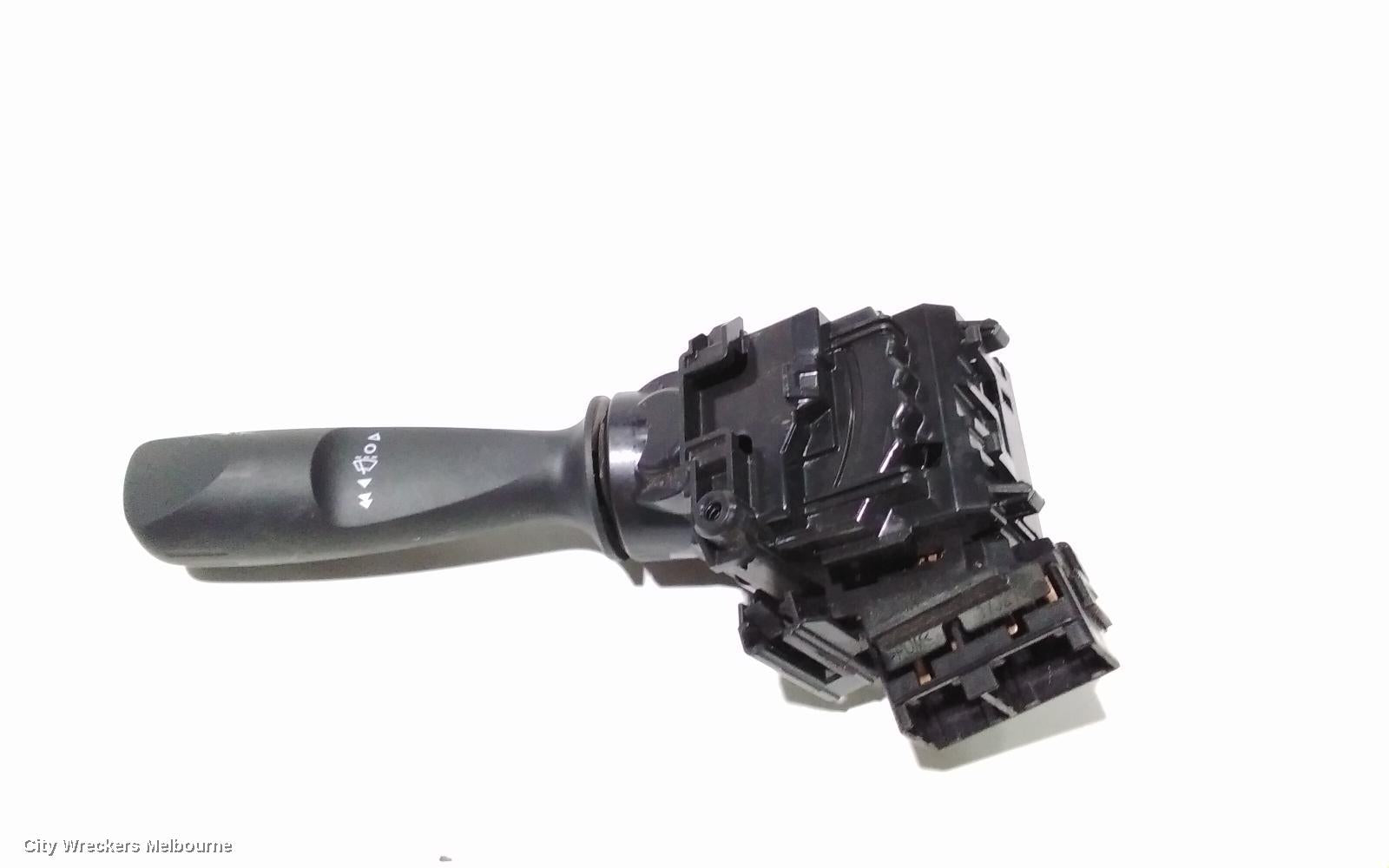 TOYOTA HILUX COMBINATION SWITCH, FLASHER SWITCH, NON FOGLAMP TYPE, 09/2015 ONWARDS - Image 1