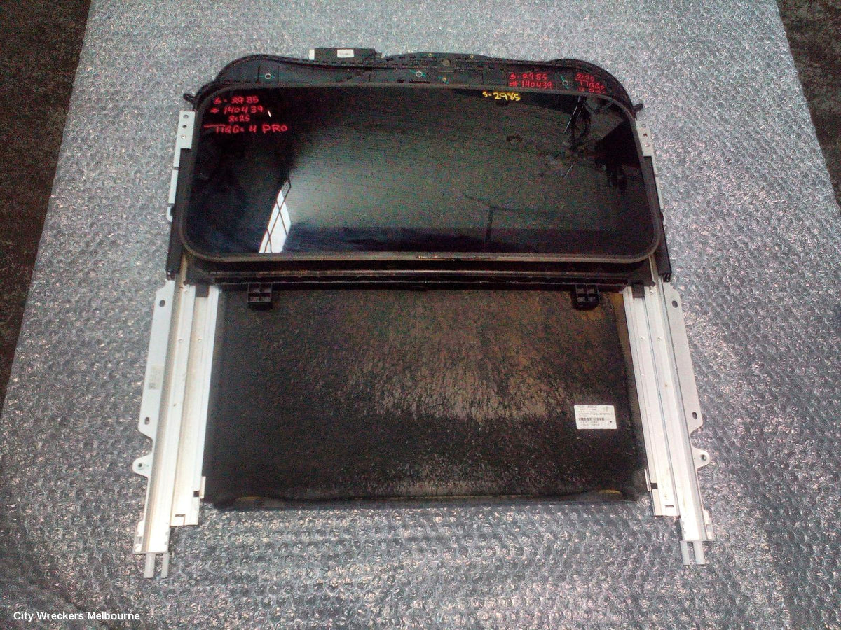 CHERY TIGGO 4 ROOF GLASS/SUNROOF/T, 1ST GEN, 06/2024 ONWARDS - Image 1