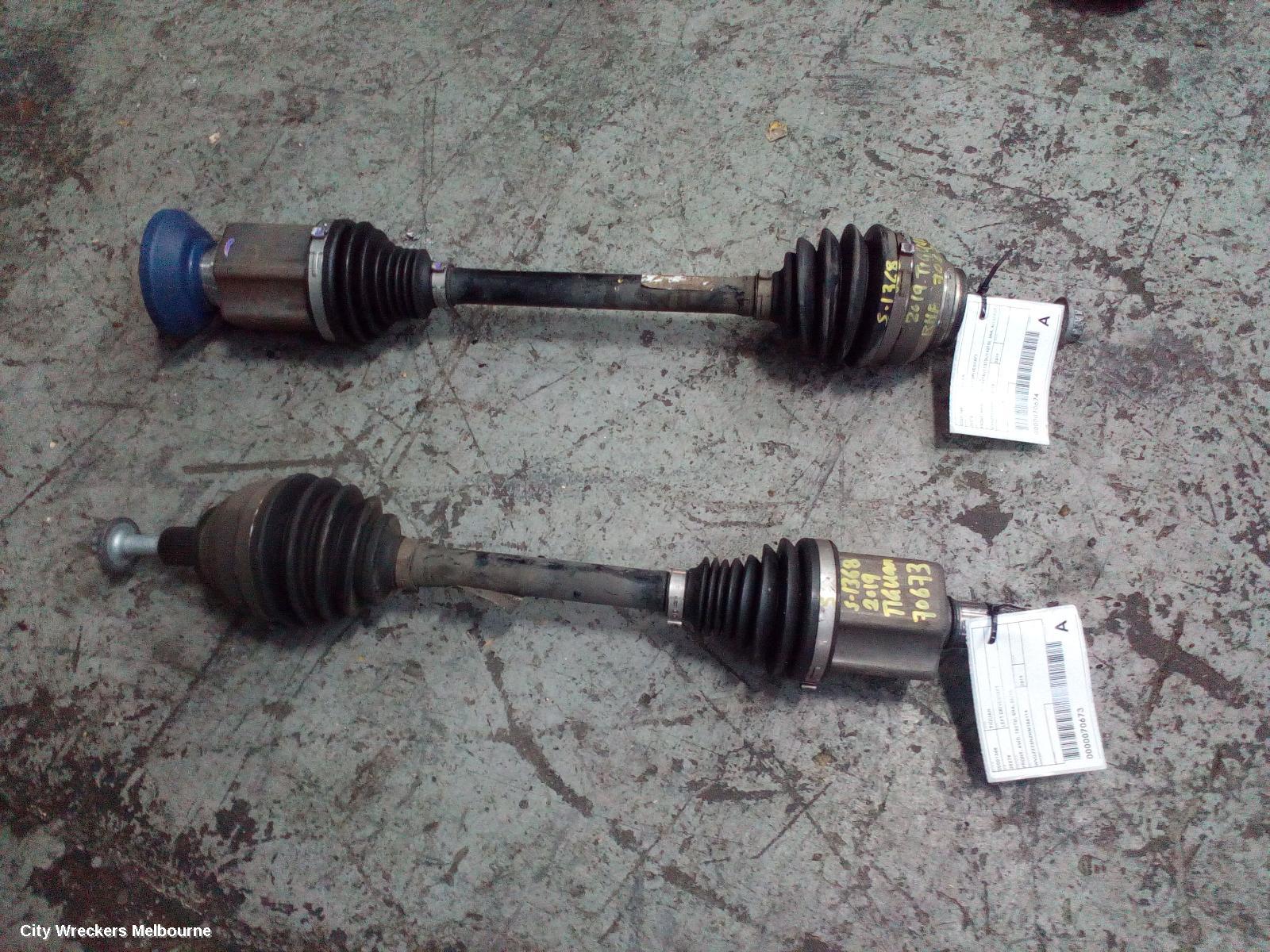 VOLKSWAGEN TIGUAN LEFT DRIVESHAFT, FRONT, AWD, 162TSI, 5NA, 06/2016 ONWARDS - Image 2
