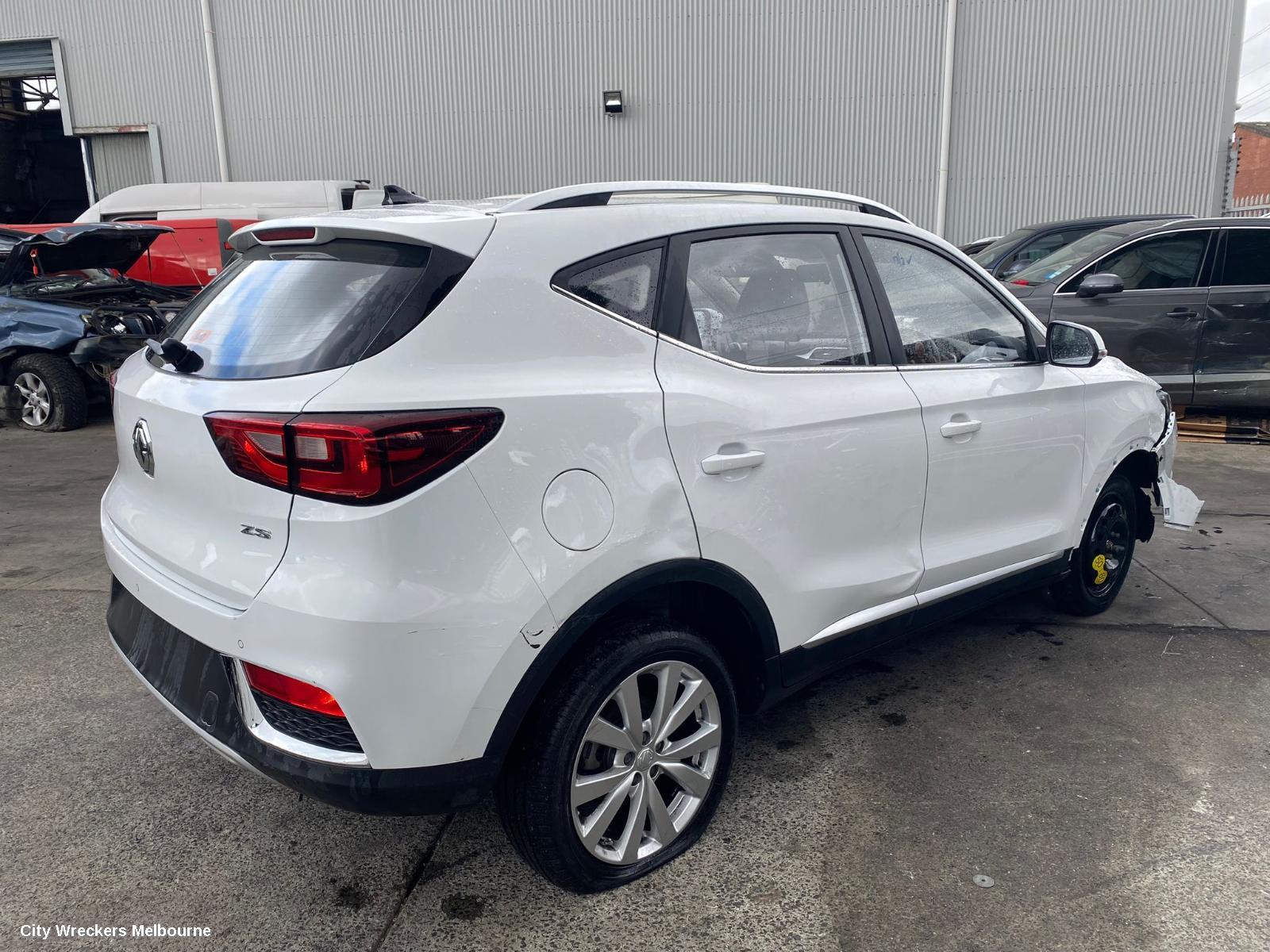 MG ZS LEFT FRONT DOOR, AZS1, 09/2017 - 06/2025 - Image 3