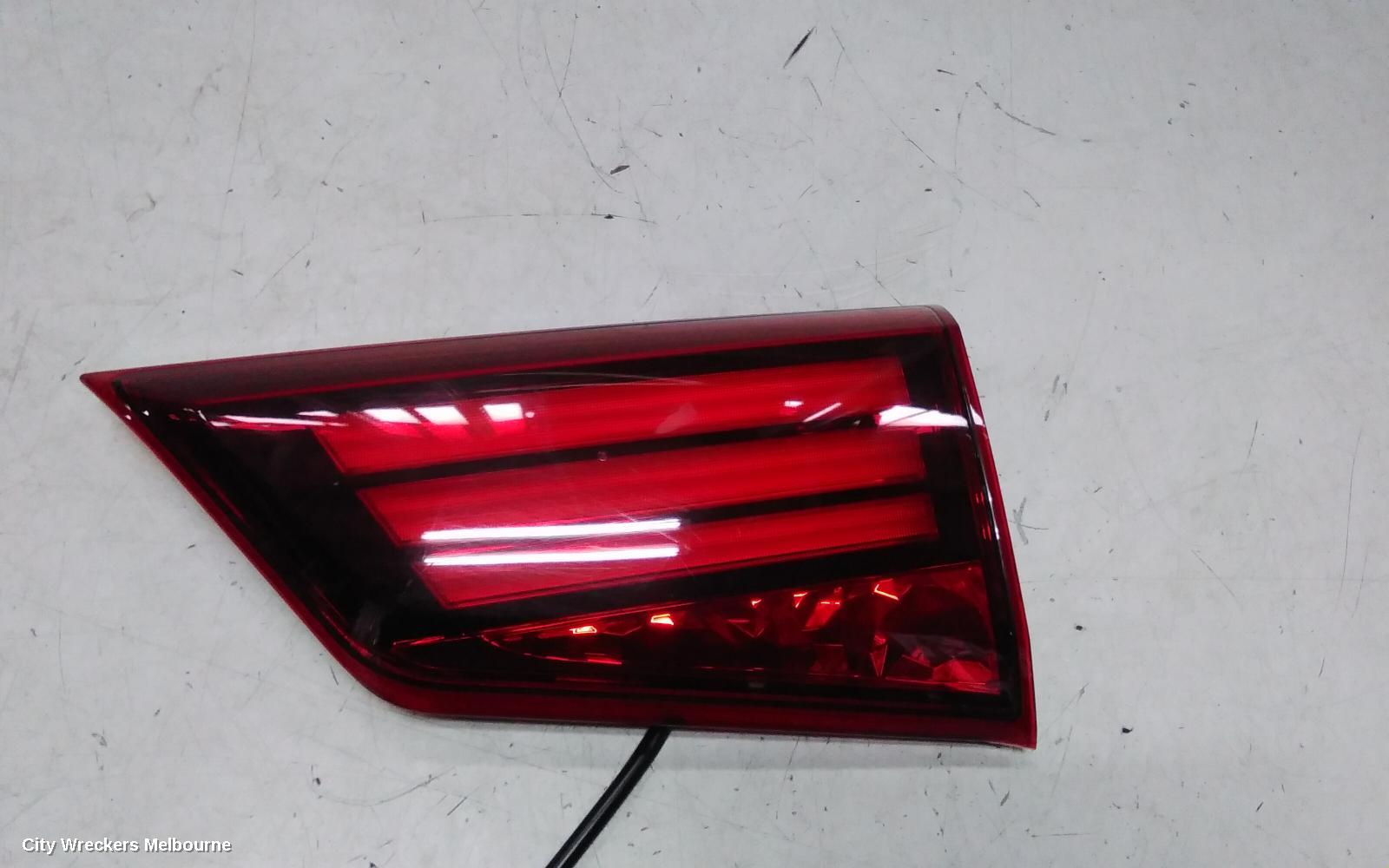 MITSUBISHI OUTLANDER REAR GARNISH, TAILGATE LAMP (RH SIDE), ZK-ZL, 01/2015 - 07/2021 - Image 1