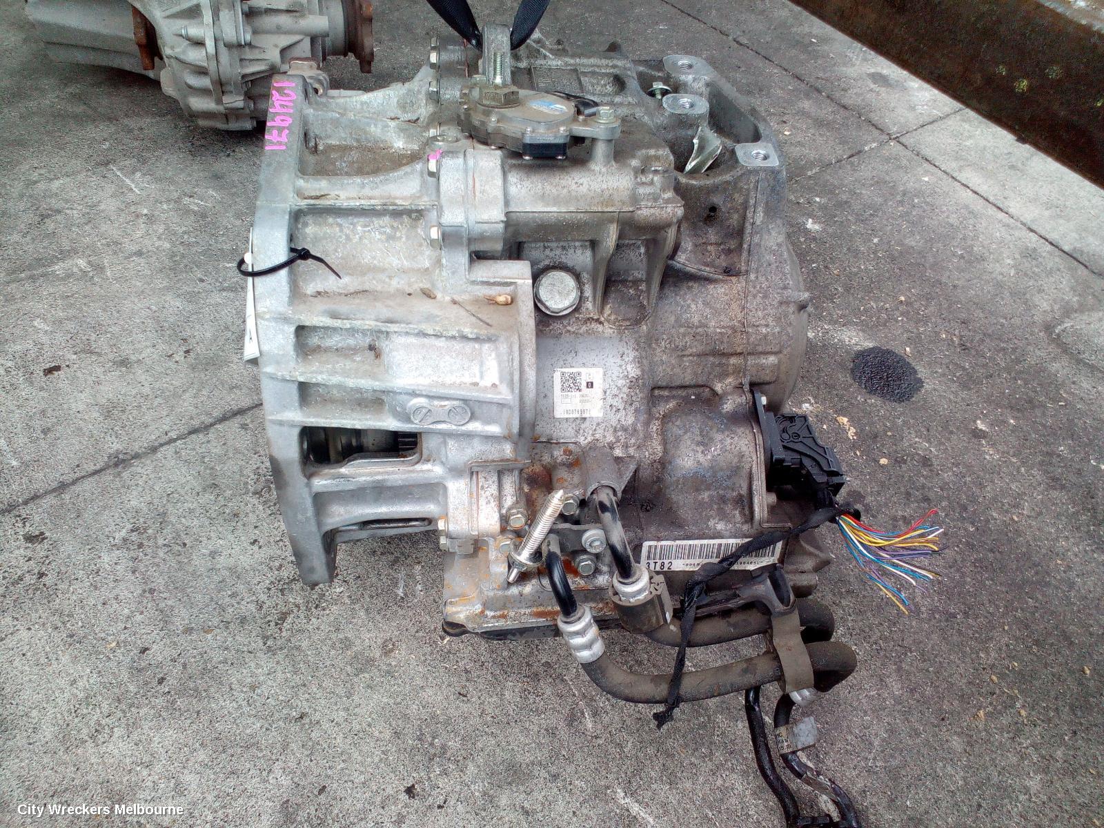 VOLKSWAGEN CRAFTER TRANS/GEARBOX, AUTO, FWD, DIESEL, 2.0, TWIN TURBO, SY1, RJJ CODE, 08/2017 ONWARDS - Image 3