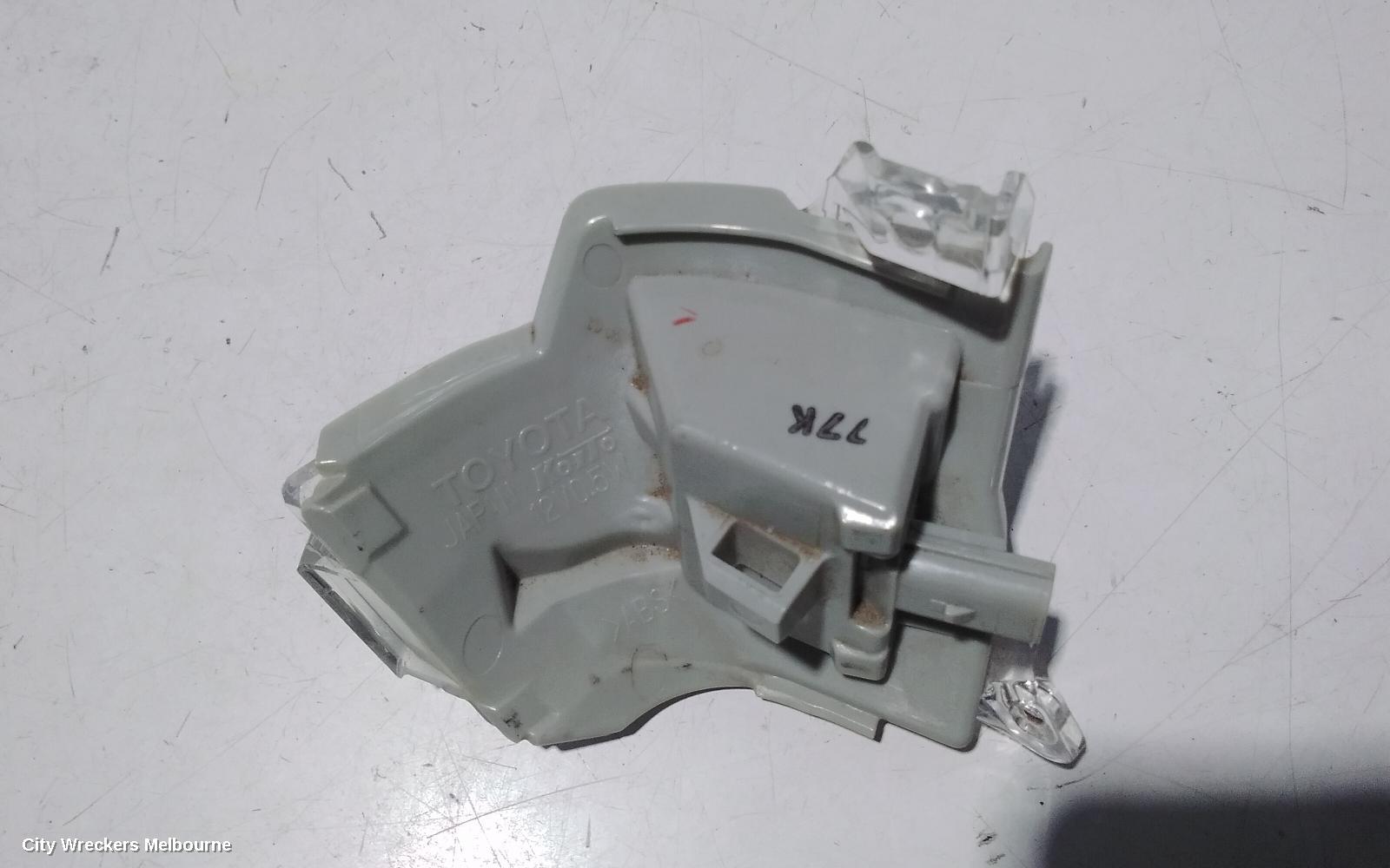 TOYOTA C-HR LEFT DOOR MIRROR, GEN 1, POWER FOLD, NON PUDDLE LIGHT TYPE, COLOUR CODED, 12/2016 ONWARDS 09/2019 - Image 3