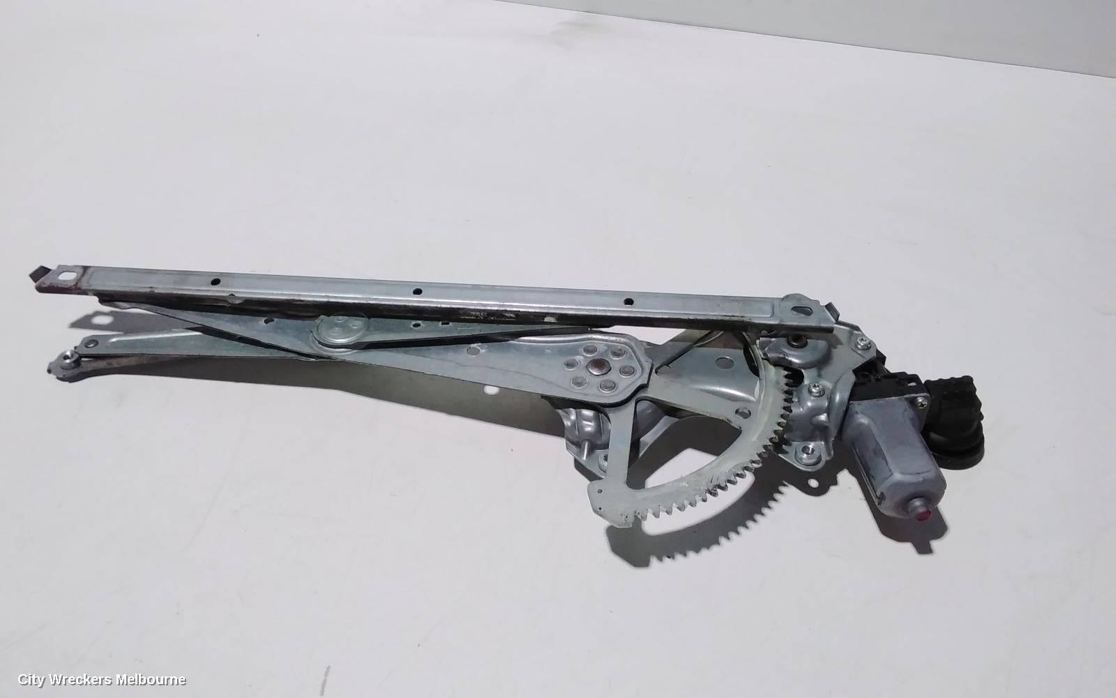 TOYOTA CAMRY LEFT FRONT WINDOW REG/MOTOR, ASV50/AVV50, POWER, 12/2011 - 10/2017 - Image 2