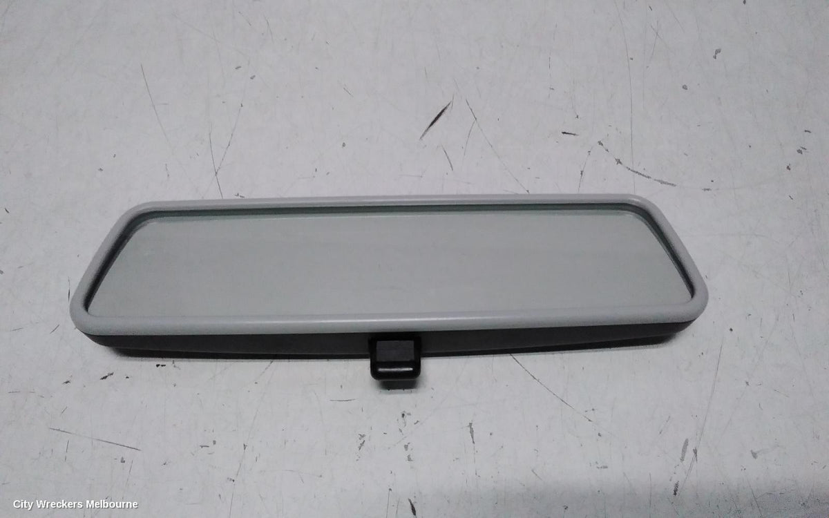 SKODA OCTAVIA INTERIOR MIRROR, 1Z MY09 03/2009 - 10/2013 - Image 1