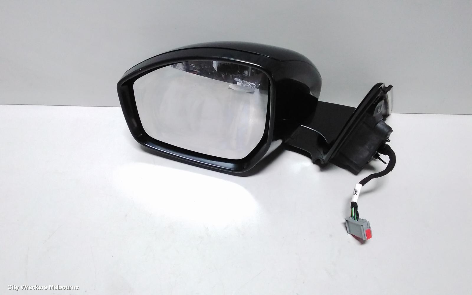 LAND ROVER RANGEROVER EVOQUE LEFT DOOR MIRROR, L538, NON MEMORY, W/ FLASHER TYPE, 01/2014 - 08/2015 - Image 2