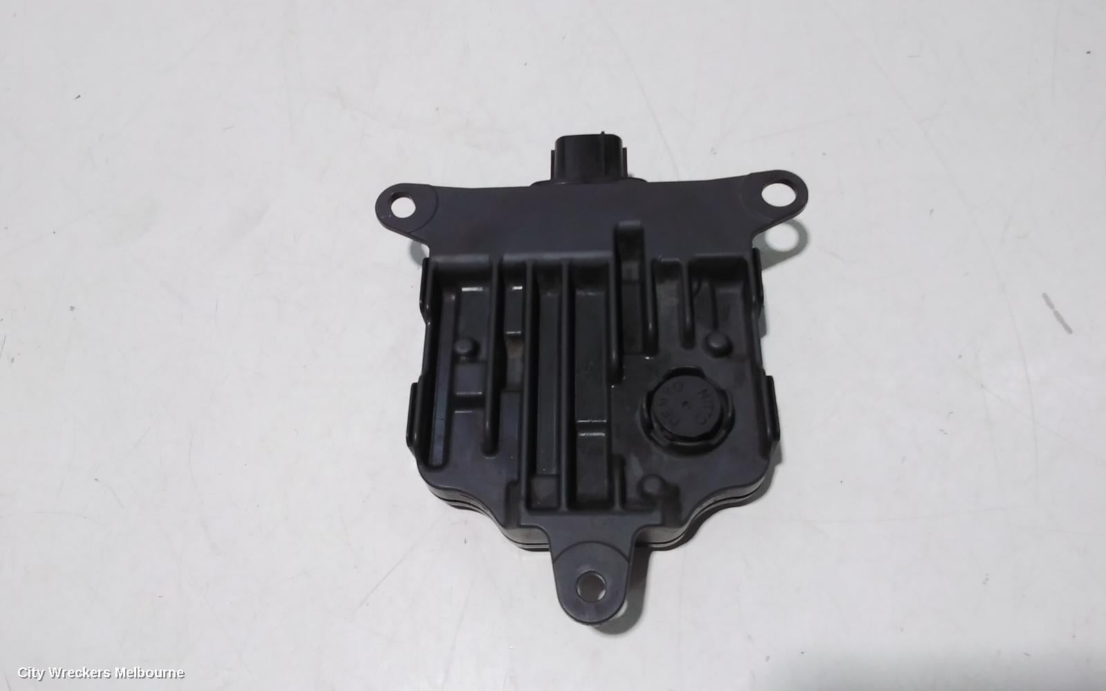TOYOTA HIACE, 300 SERIES, 02/2019 ONWARDS, LHR BLIIND SPOT SENSOR: 93907 - Image 3