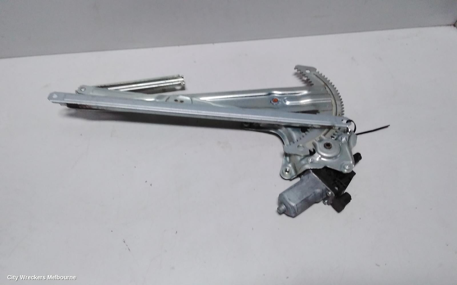 MITSUBISHI OUTLANDER LEFT FRONT WINDOW REG/MOTOR, ZJ-ZK, 10/2012 ONWARDS - Image 2
