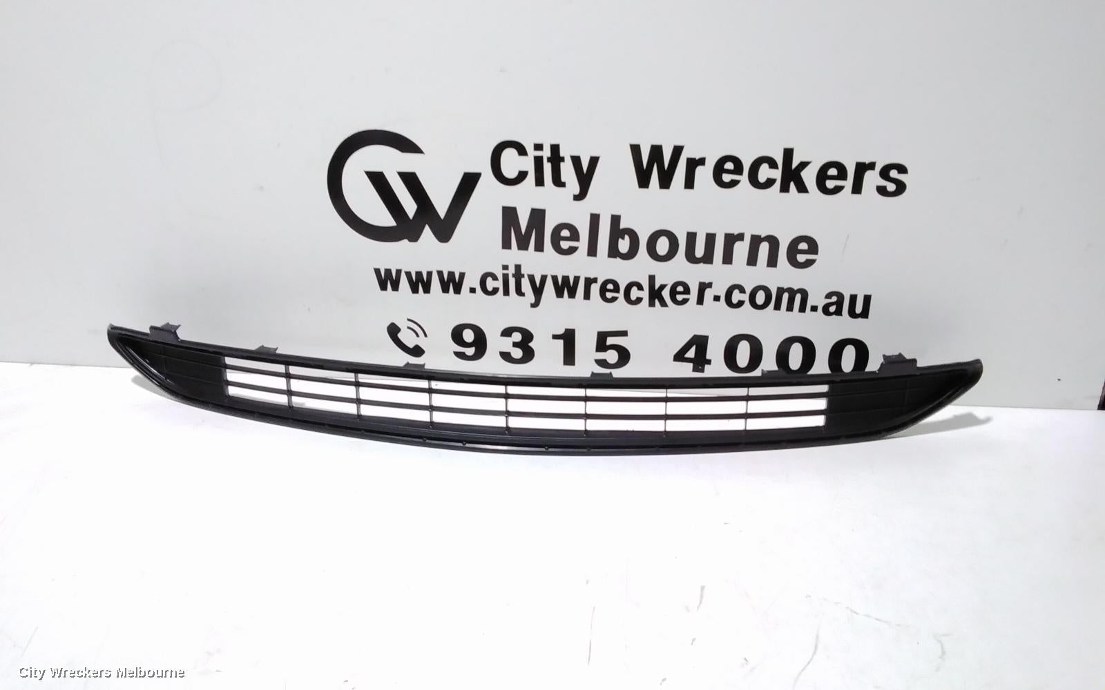 TOYOTA RAV4 GRILLE, RADIATOR GRILLE (LOWER), XA40, 10/2015 - 11/2018 - Image 2