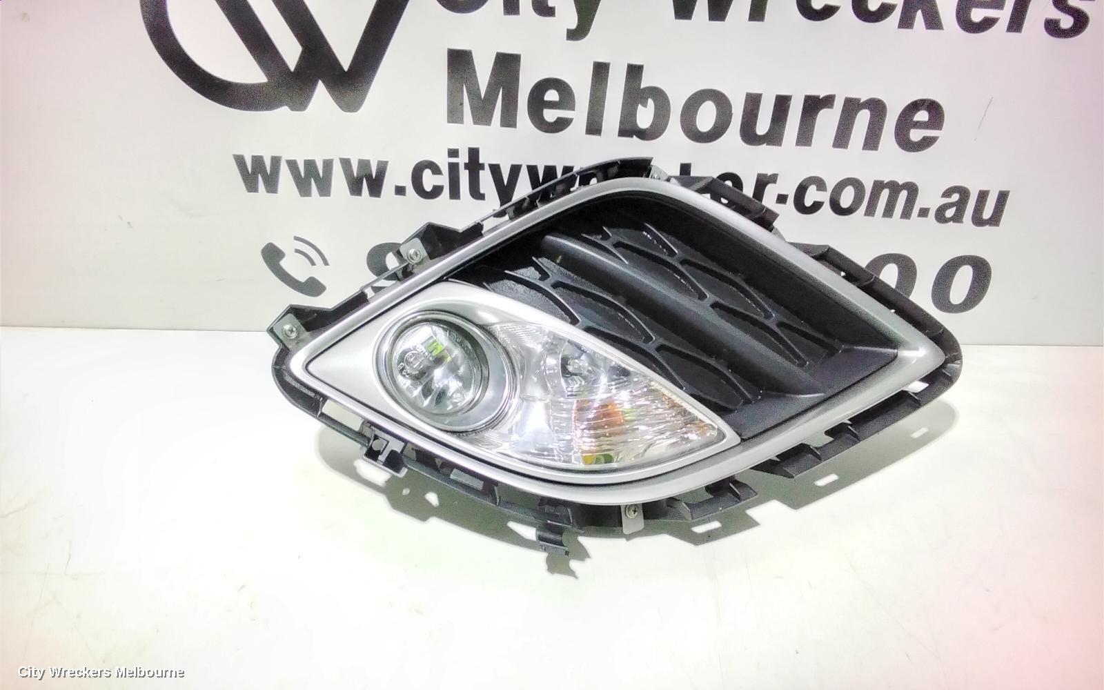 MAZDA CX7 LEFT INDICATOR/FOG/SIDE, BUMPER FOGLAMP, ER, 06/2009 - 02/2012 - Image 3