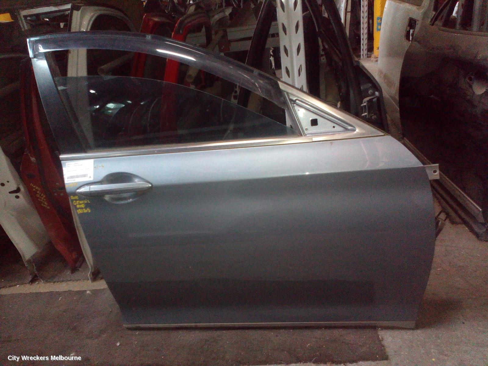 HYUNDAI GENESIS RIGHT FRONT DOOR, DH, 11/2014 - 01/2018 - Image 2