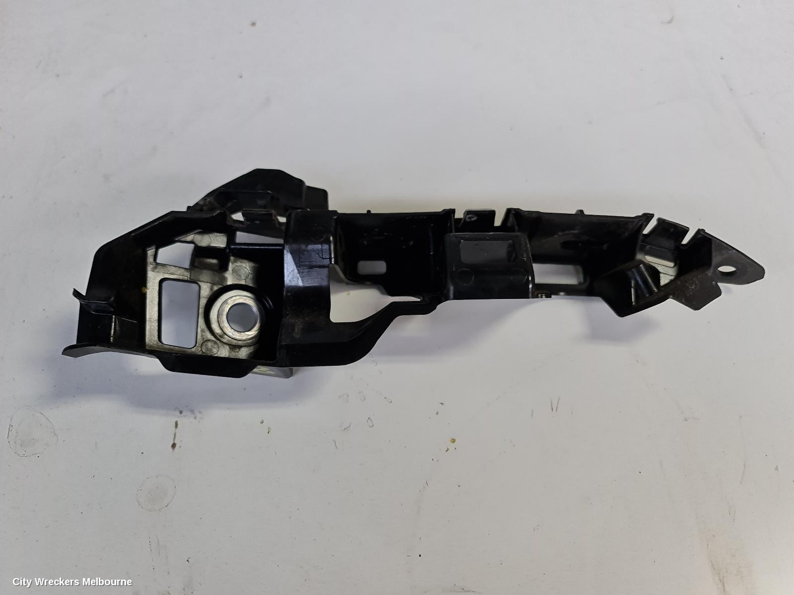 VOLKSWAGEN GOLF, GEN 7, 11/2012 - 08/2020, LHF BAR SLIDE BRACKET: 76522 - Image 3