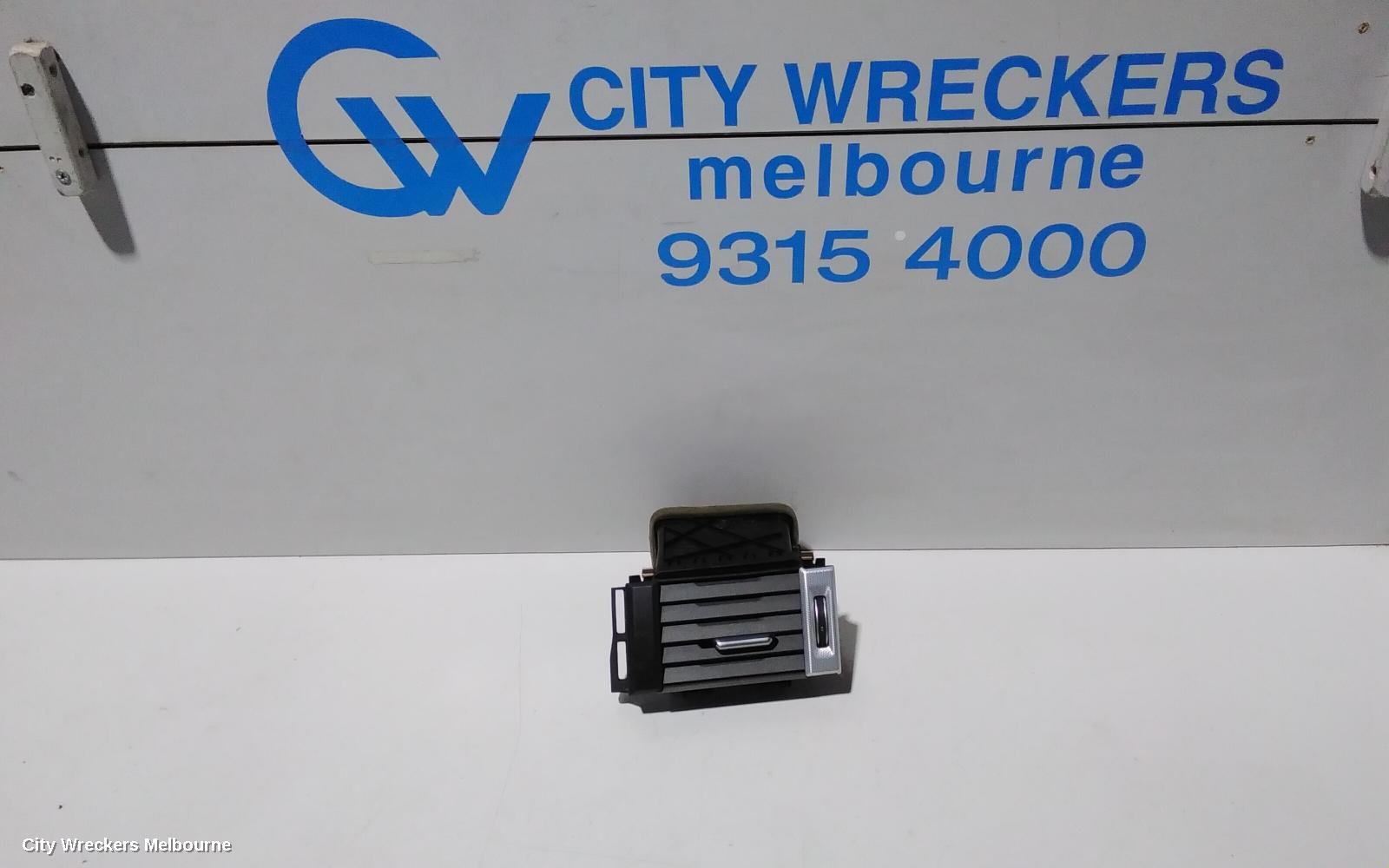 LAND ROVER RANGEROVER EVOQUE, L538, 11/2011 - 01/2019, RHF AIRVENT: 84065 - Image 1
