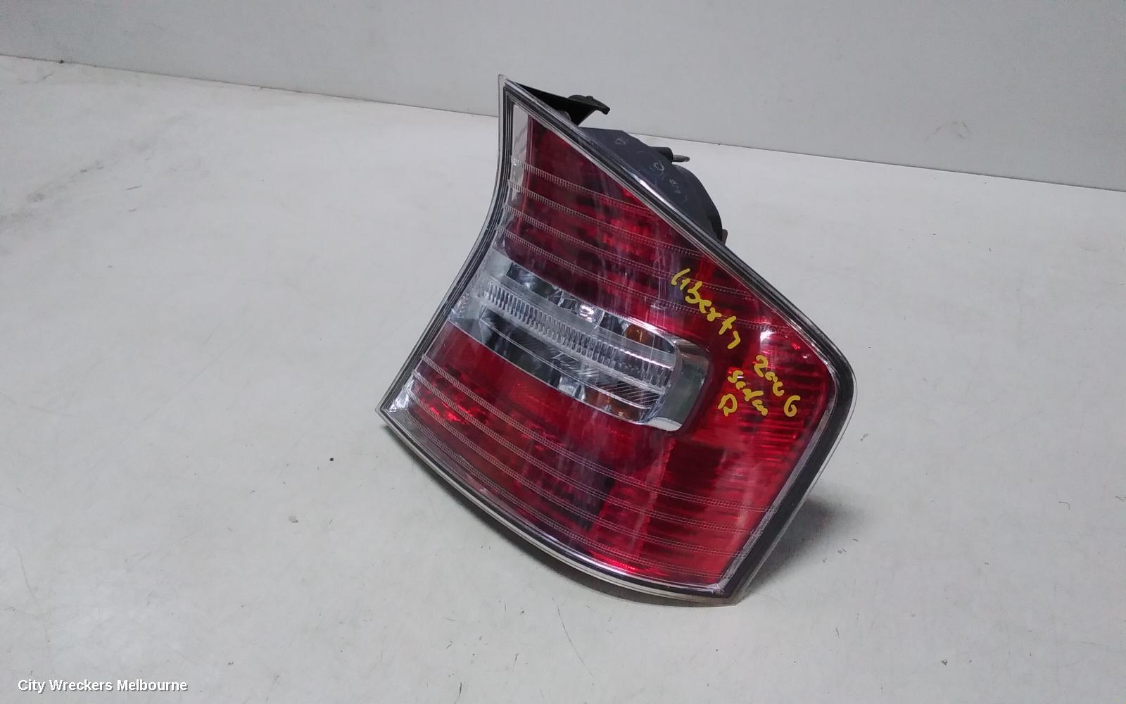 SUBARU LIBERTY RIGHT TAILLIGHT, 4TH GEN, SEDAN, CLEAR TYPE, 4 BULB, 09/2003 - 06/2006 - Image 2