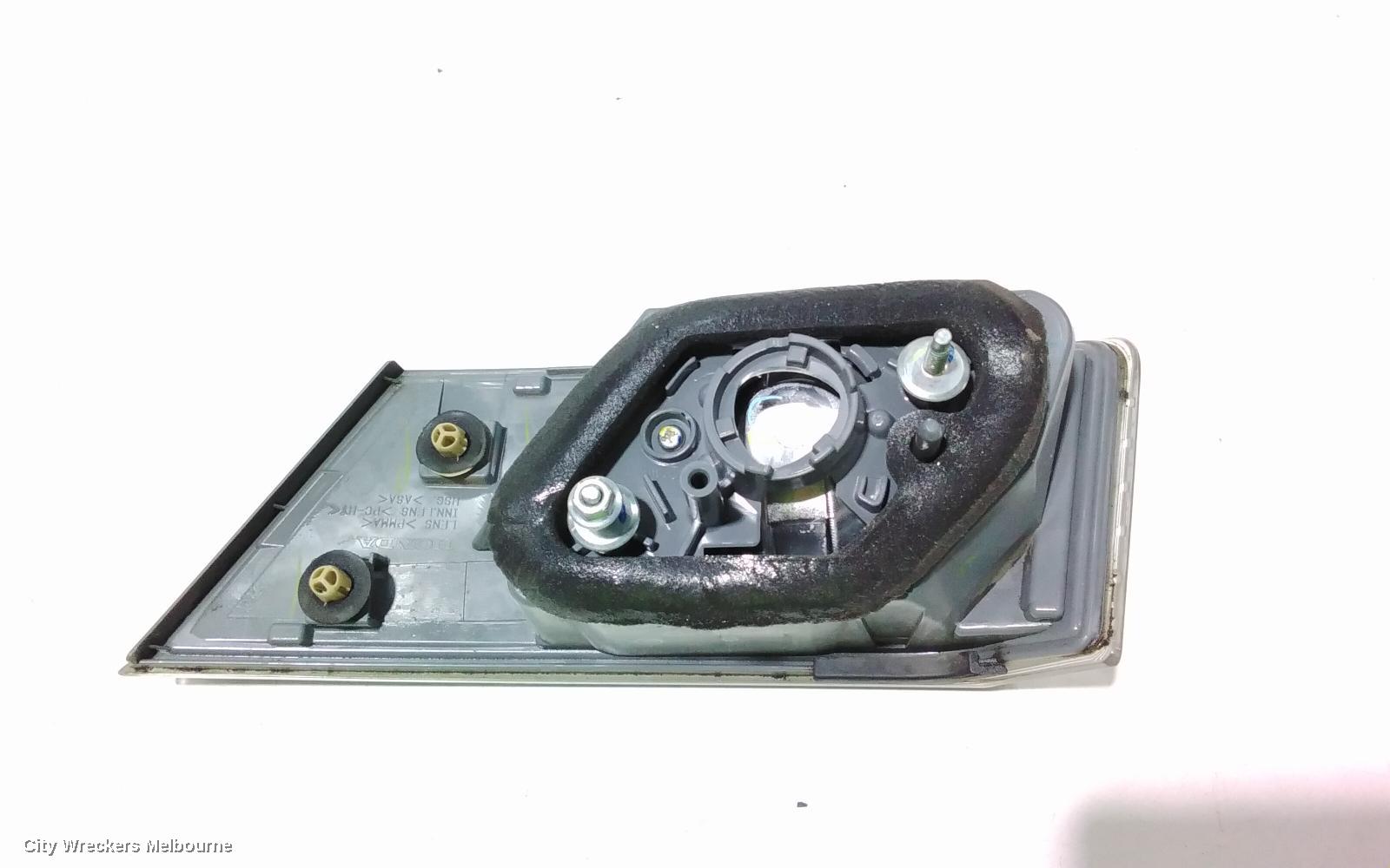 HONDA CIVIC REAR GARNISH, BOOTLID LAMP (LH SIDE), 9TH GEN, SEDAN (VIN JHMFB/MRHFB), NON HYBRID, 02/2012 - 04/2016 - Image 3