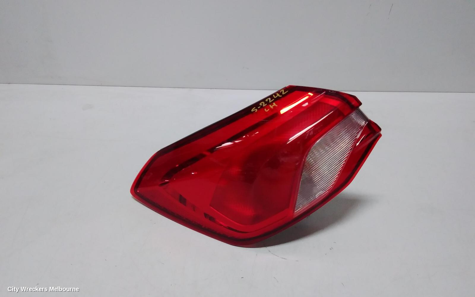 FORD FOCUS LEFT TAILLIGHT, SA, HATCH, NON LED TYPE, 10/2018 ONWARDS - Image 1