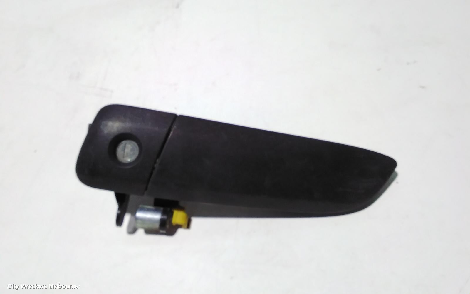 TOYOTA HIACE DOOR HANDLE, OUTER, LH FRONT, TRH/KDH, 03/2005 - 04/2019 - Image 1