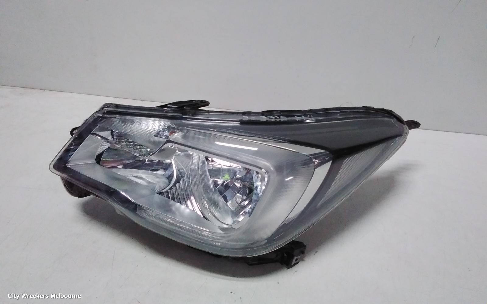 SUBARU FORESTER LEFT HEADLAMP, SJ, HALOGEN TYPE, 02/2016 - 08/2018 - Image 2