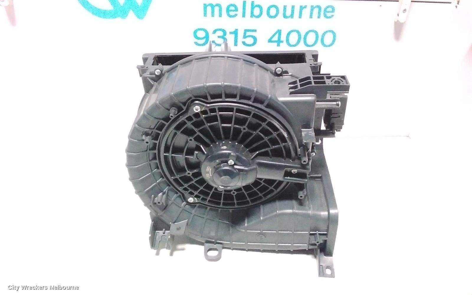 HONDA ODYSSEY HEATER FAN MOTOR, RB3, 04/2009 - 12/2013 - Image 2