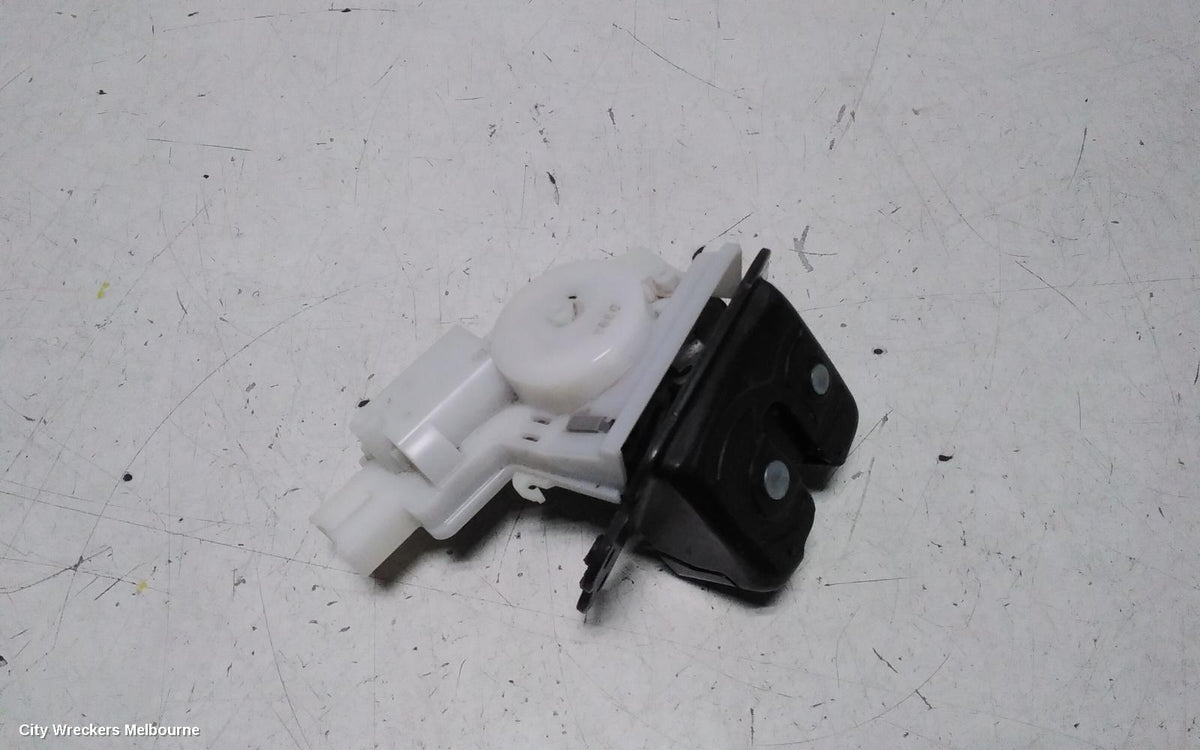 MAZDA CX8 DOOR/BOOT/GATE LOCK, TAILGATE LOCK, NON POWER LIFTGATE TYPE, KG, 05/2018 - 12/2023 - Image 1