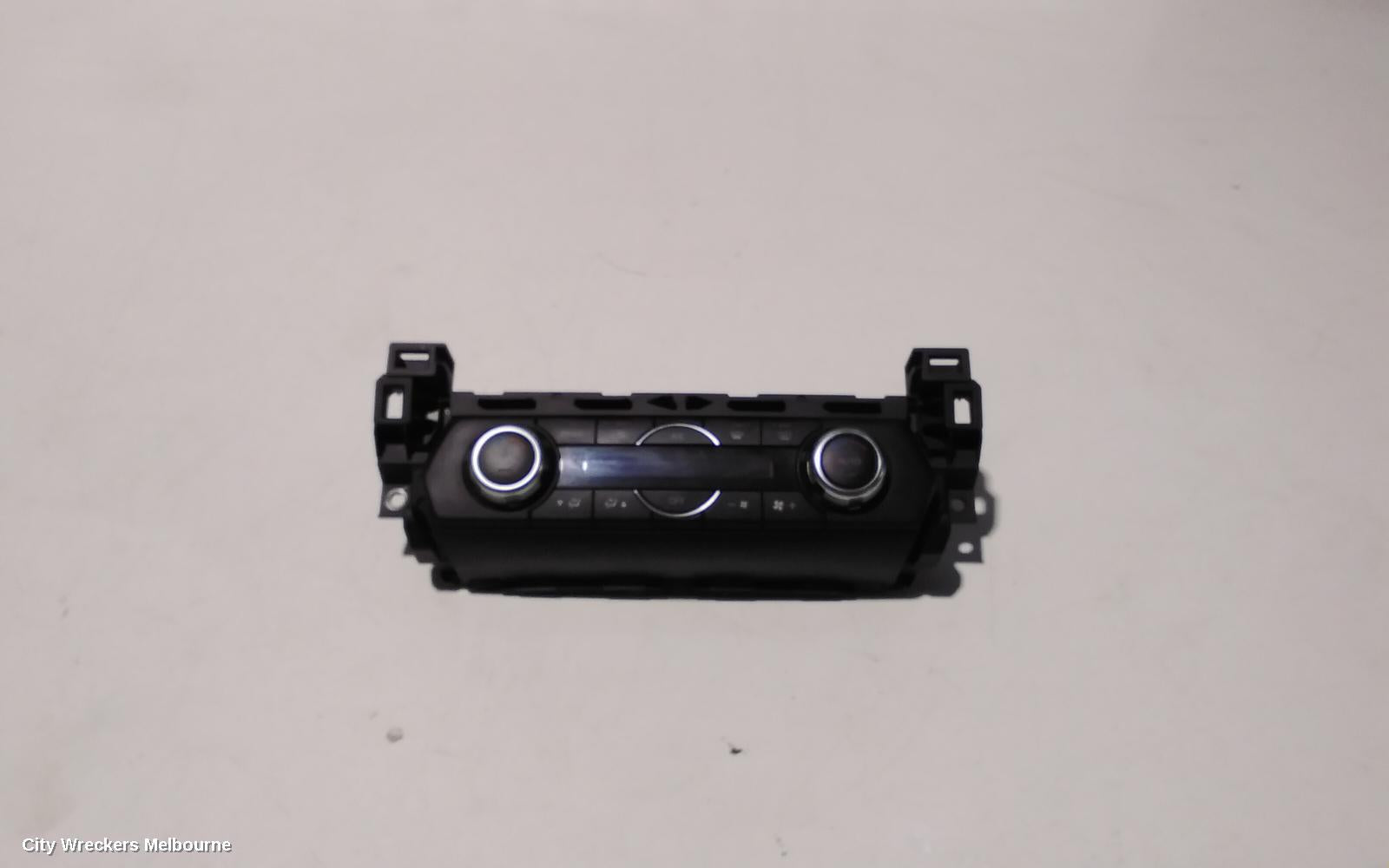 MAZDA CX9 HEATER/AC CONTROLS, FRONT, THREE ZONE CLIMATE CONTROL, HEATED SEAT TYPE, TC, AZAMI TC/TOURING/GT/GT SP, 07/2016 ONWARDS - Image 3