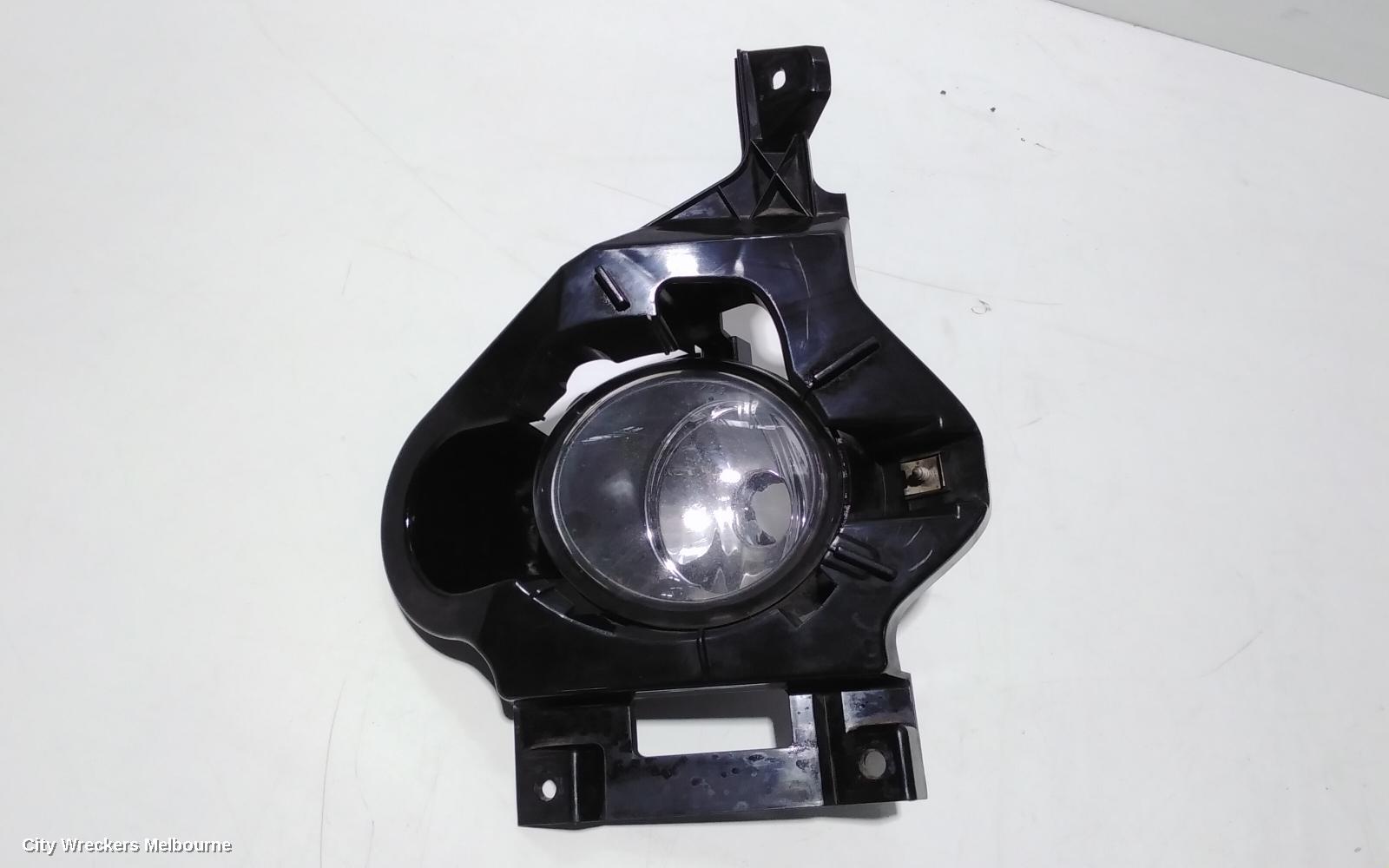 BMW 1 SERIES LEFT INDICATOR/FOG/SIDE, BUMPER FOGLAMP, E82/E87/E88, COUPE/HATCH/CABRIO, OVAL TYPE, 10/2004 - 09/2013 - Image 1