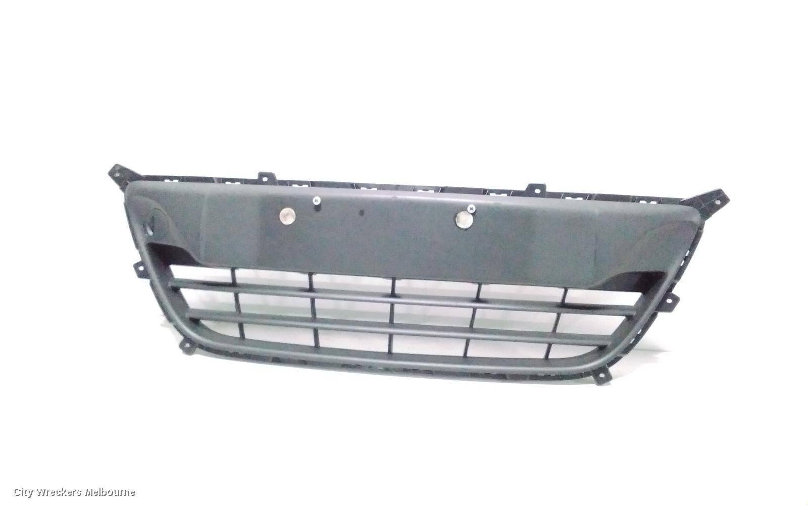 HYUNDAI I20 GRILLE, PB, BUMPER GRILLE, 07/2010 - 03/2012 - Image 2