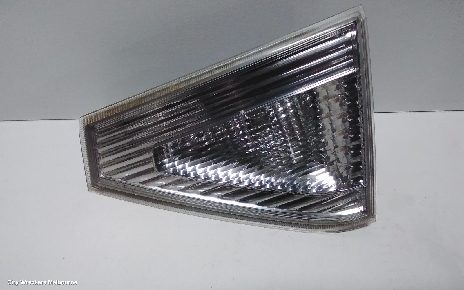 SUBARU IMPREZA REAR GARNISH, TAILGATE LAMP (RH SIDE), HATCH, G3, 04/2007 - 11/2011 - Image 2