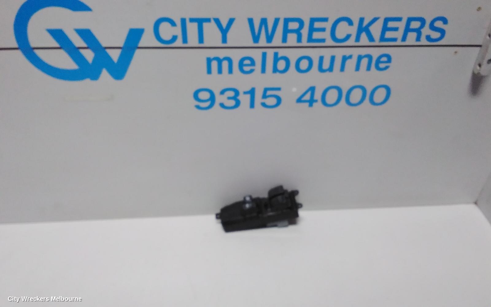 TOYOTA HIACE PWR DR WIND SWITCH, RH FRONT (MASTER SWITCH), TRH/KDH, 03/2005 - 02/2014 - Image 1