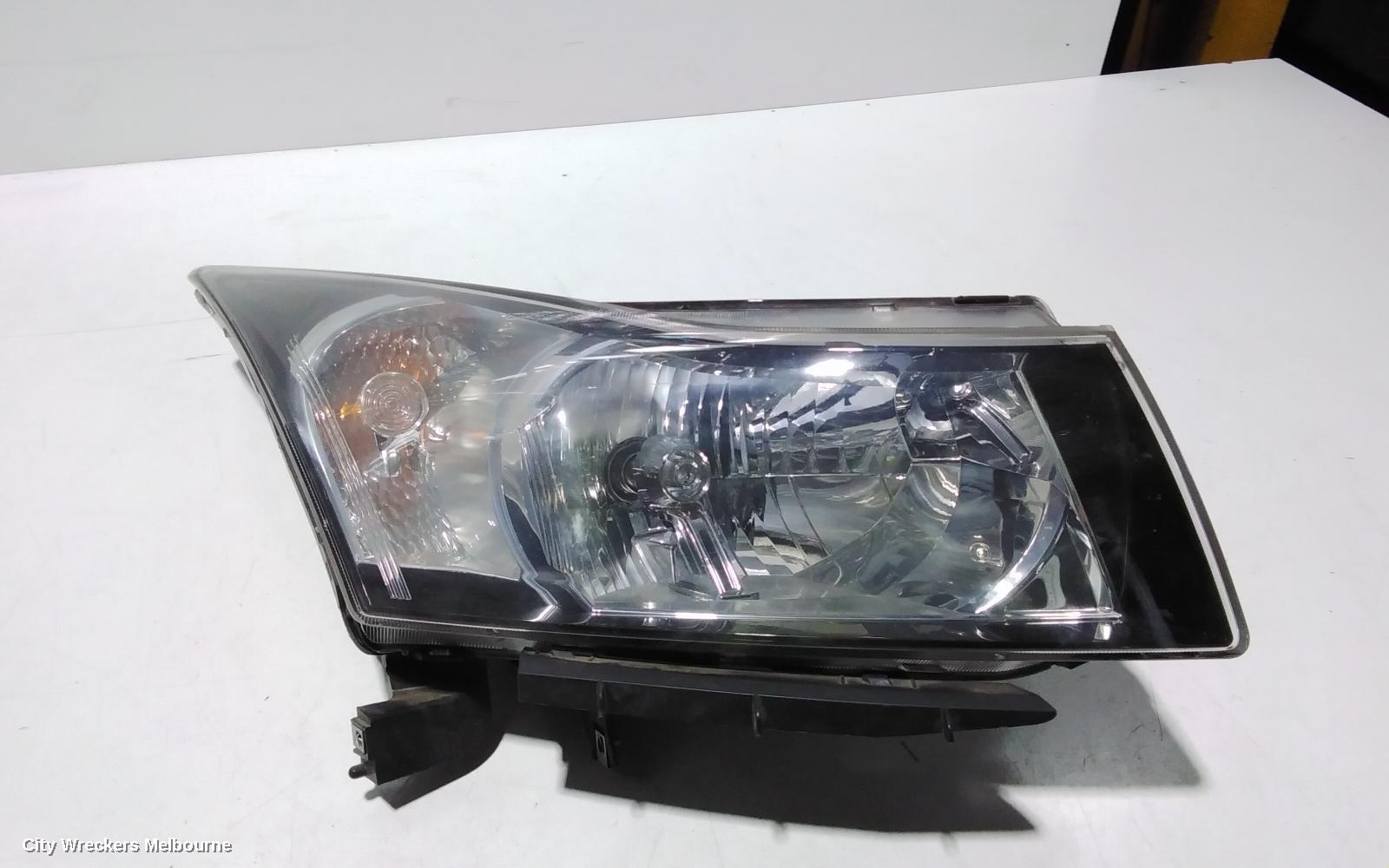 HOLDEN CRUZE RIGHT HEADLAMP, JG, 03/2009 - 02/2011 - Image 2
