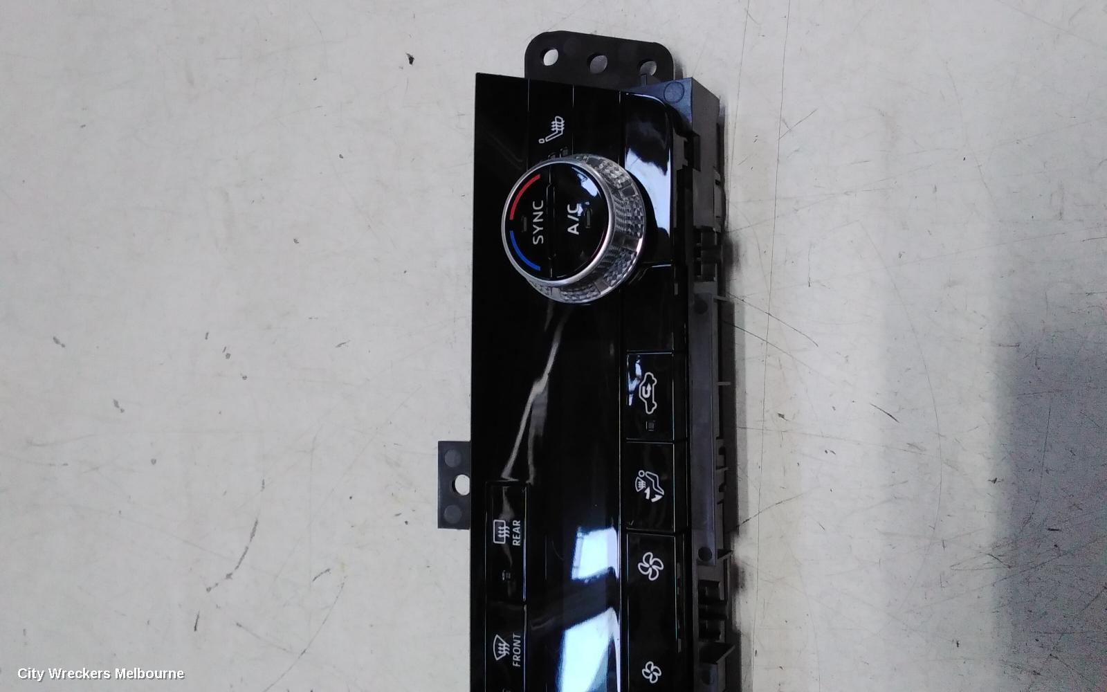 MITSUBISHI OUTLANDER HEATER/AC CONTROLS, DUAL ZONE CLIMATE CONTROL TYPE, ZM, 08/2021 ONWARDS - Image 2