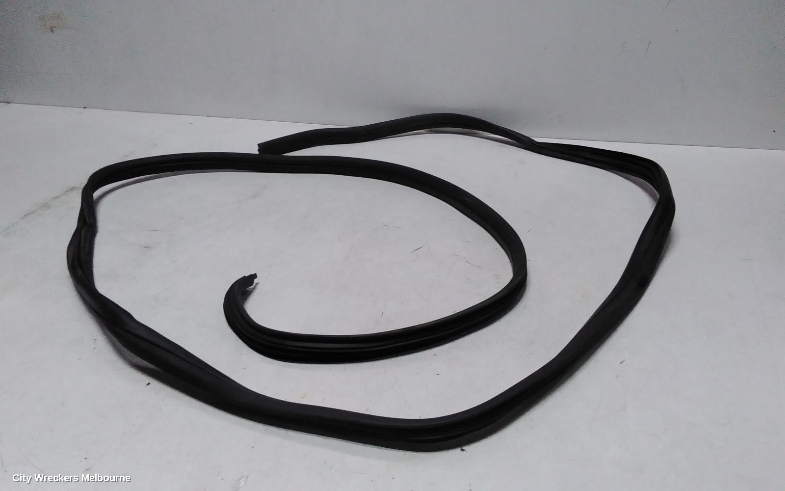 RENAULT TRAFIC SEAL, : 135347, RH SLIDING DOOR RUBBER SEAL, X82, 01/2015 ONWARDS - Image 2