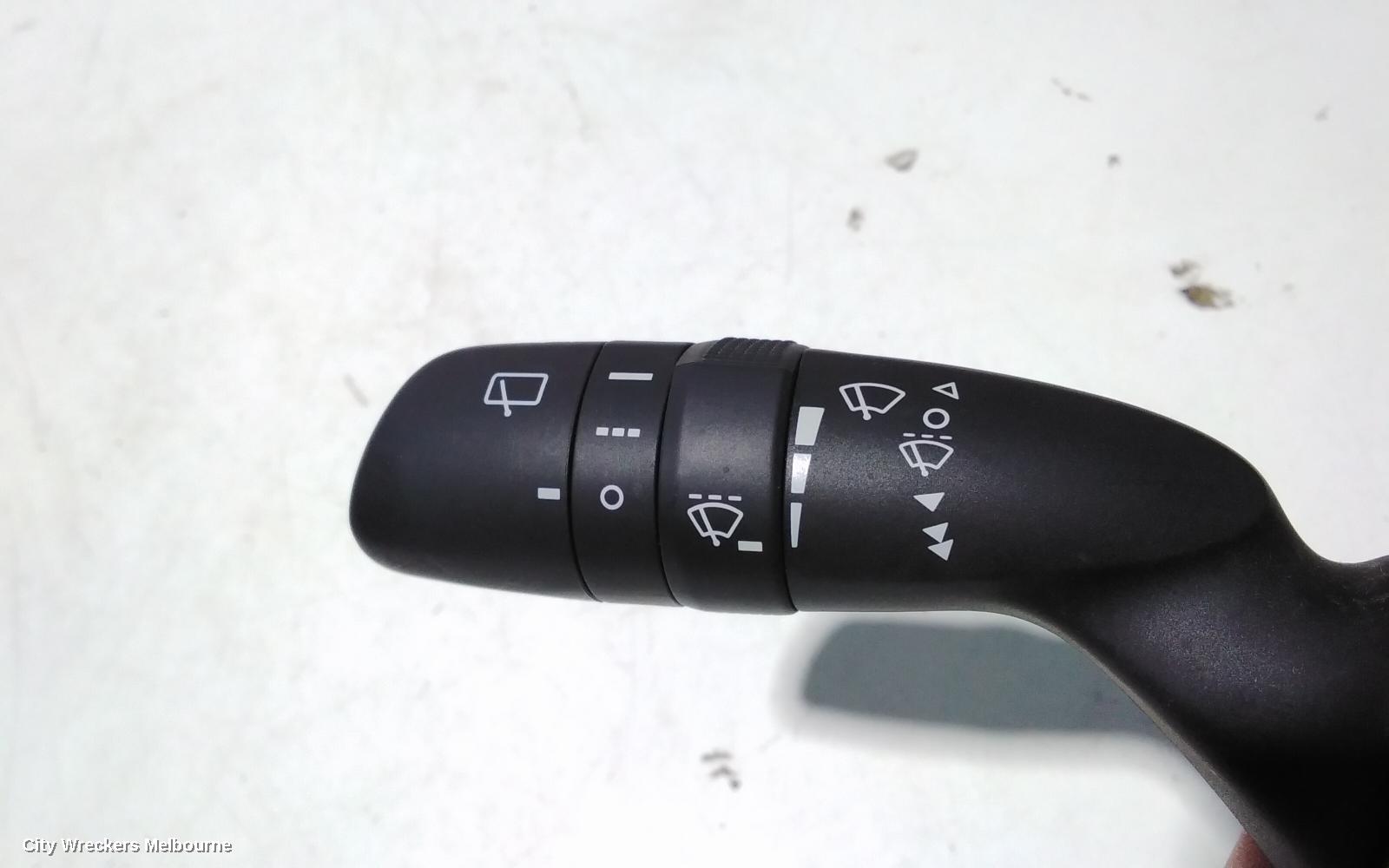 TOYOTA HIACE COMBINATION SWITCH, WIPER SWITCH, 300 SERIES, 04/2019 ONWARDS - Image 2