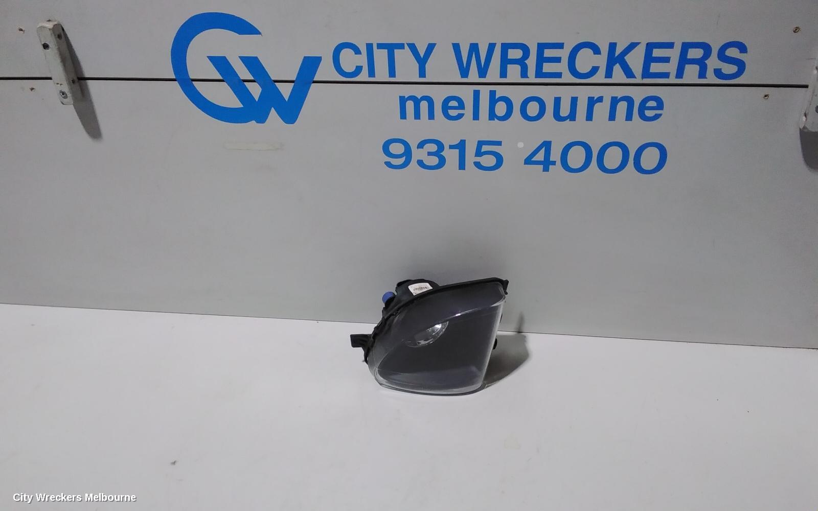 BMW 5 SERIES LEFT INDICATOR/FOG/SIDE, BUMPER FOG LAMP, F10/F11, NON M SPORT TYPE, NON LED TYPE, 05/2010 - 07/2013 - Image 1