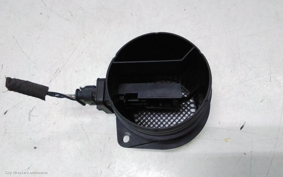 VOLKSWAGEN AMAROK AIR FLOW METER, 2.0, DIESEL, 2H, 10/2010 - 09/2022 - Image 3