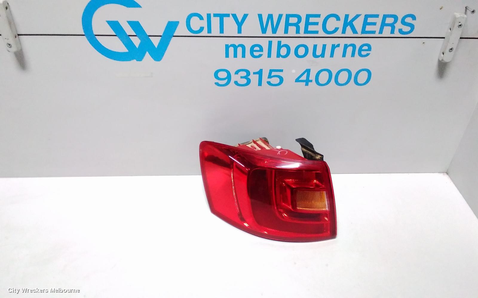 VOLKSWAGEN JETTA LEFT TAILLIGHT, 1B, 02/2011 - 10/2014 - Image 1