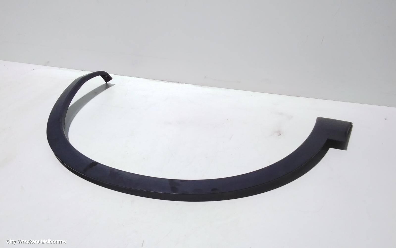 NISSAN DUALIS WHEEL ARCH FLARE, RH FRONT, J10, 10/2007 - 05/2014 - Image 1