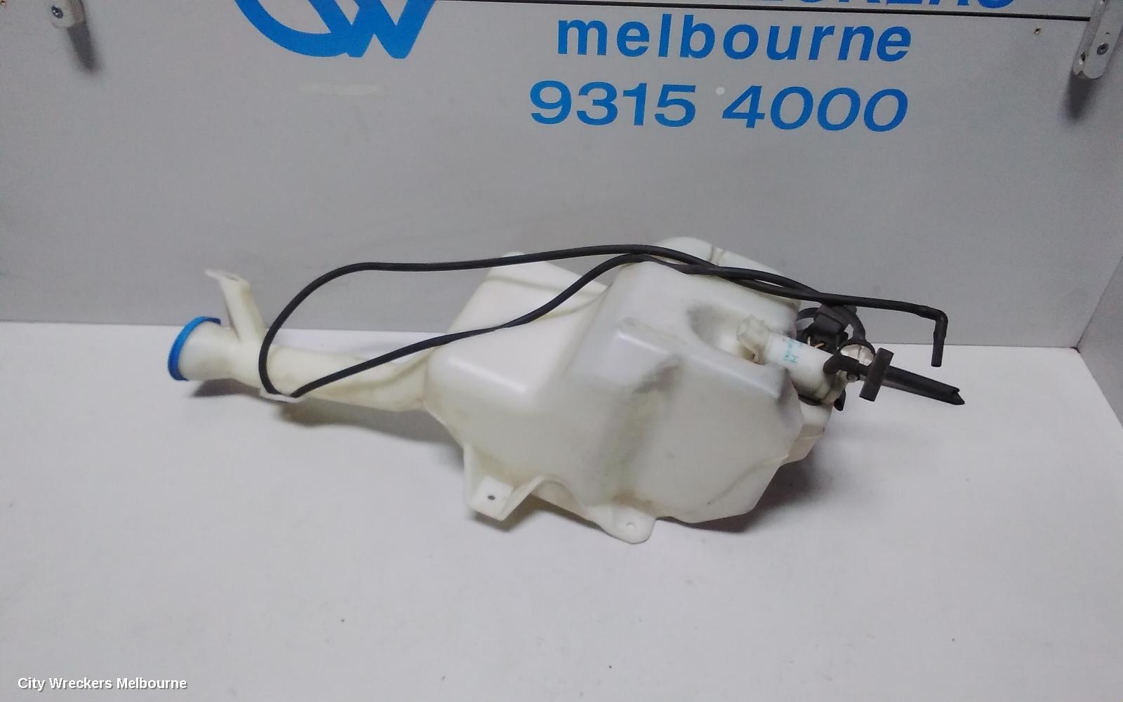 HONDA ODYSSEY WASHER BOTTLE, RB, W/ XENON TYPE, 04/2009 - 12/2013 - Image 2