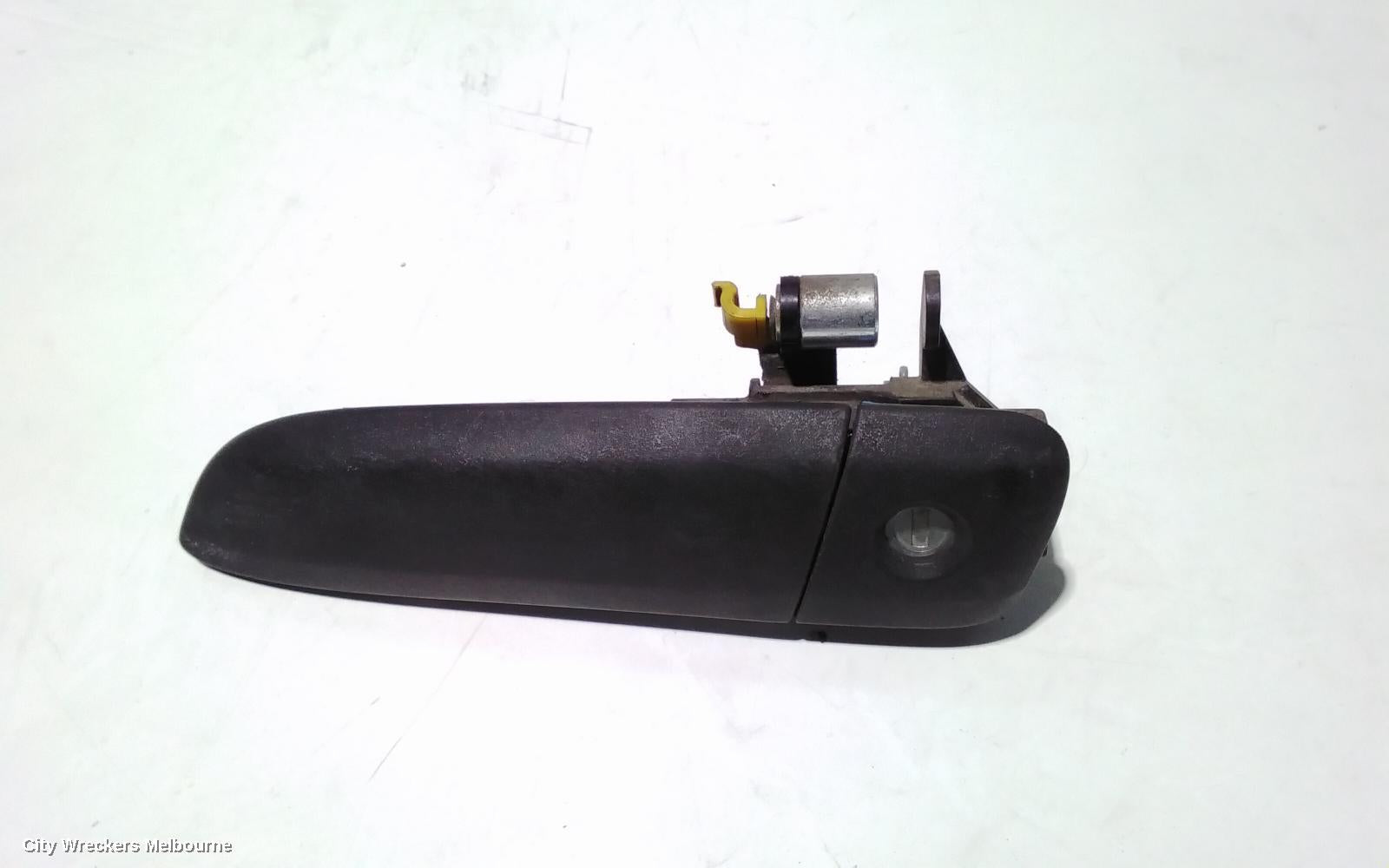 TOYOTA HIACE DOOR HANDLE, OUTER, LH FRONT, TRH/KDH, 03/2005 - 04/2019 - Image 3