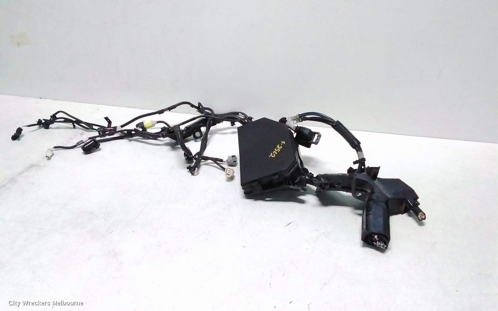 TOYOTA COROLLA FUSE BOX, ENGINE BAY, E210, 07/2018 ONWARDS - Image 1