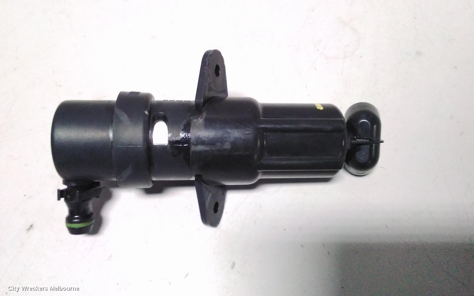 BMW 7 SERIES HEADLAMP WASHER JET - Image 2