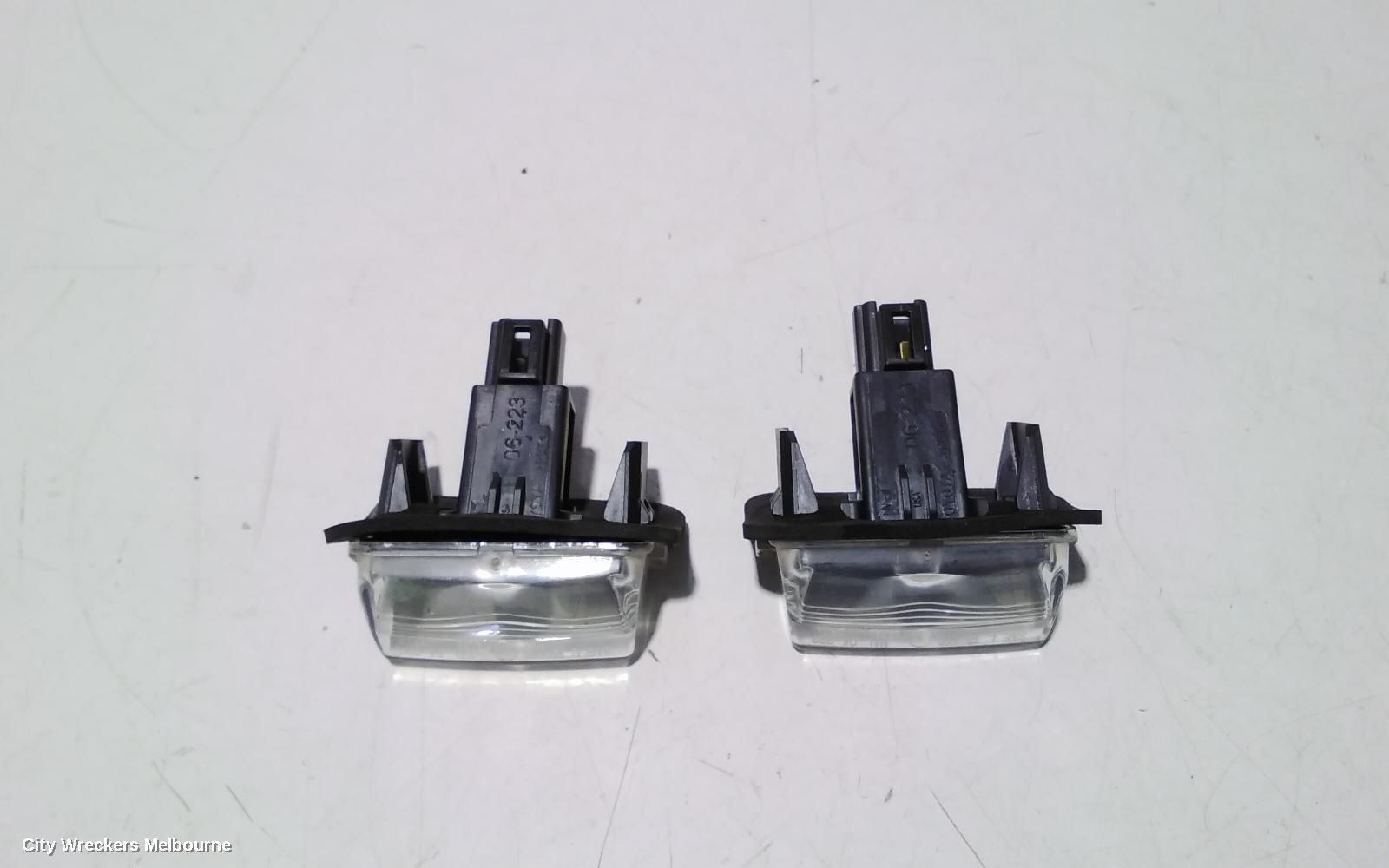 TOYOTA KLUGER NUMBER PLATE LAMP, XU50 SERIES, 03/2014 - 02/2021 - Image 1