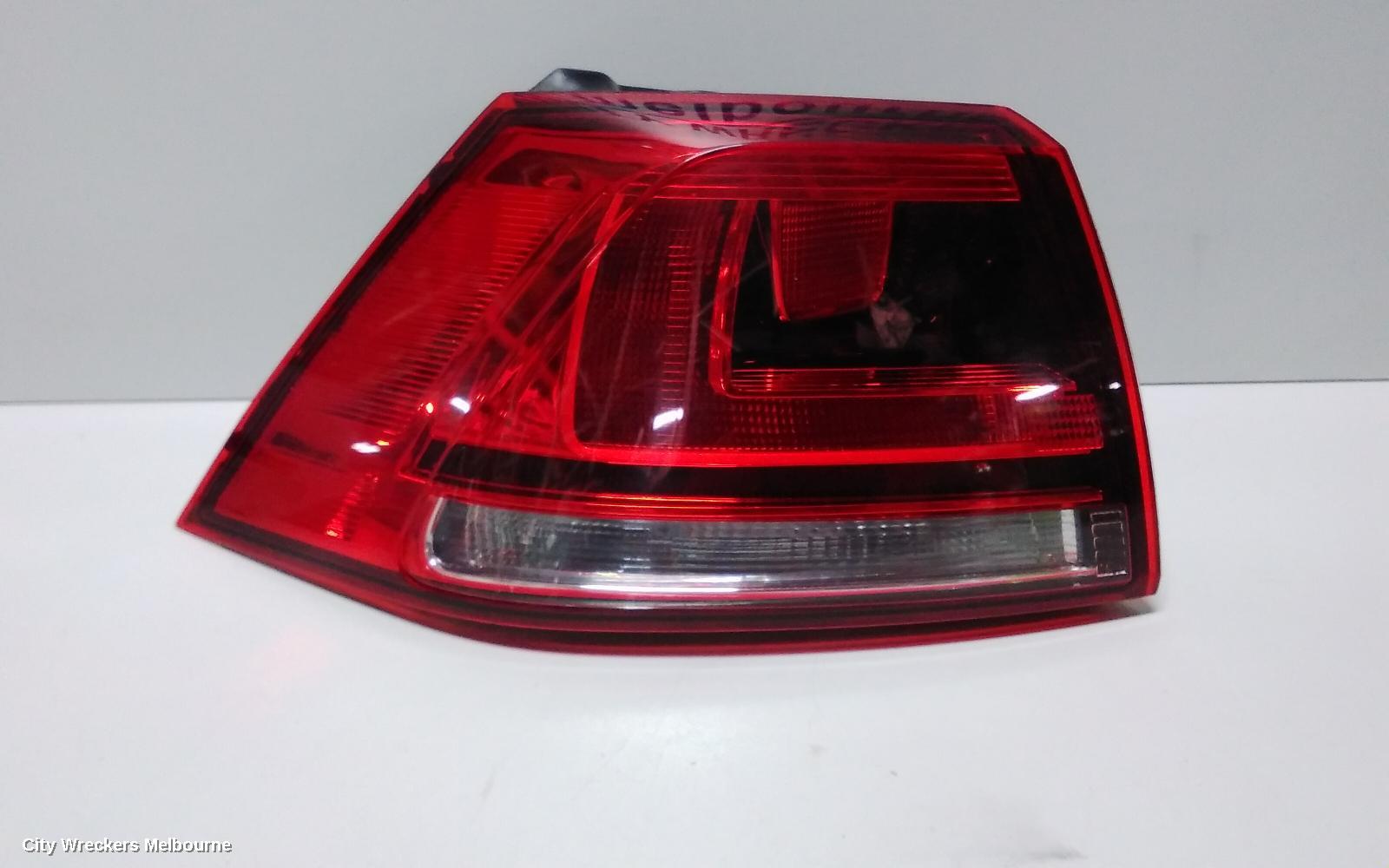 VOLKSWAGEN GOLF LEFT TAILLIGHT, GEN 7, HATCH, STANDARD, NON LED TYPE, 03/2013 - 03/2017 - Image 2