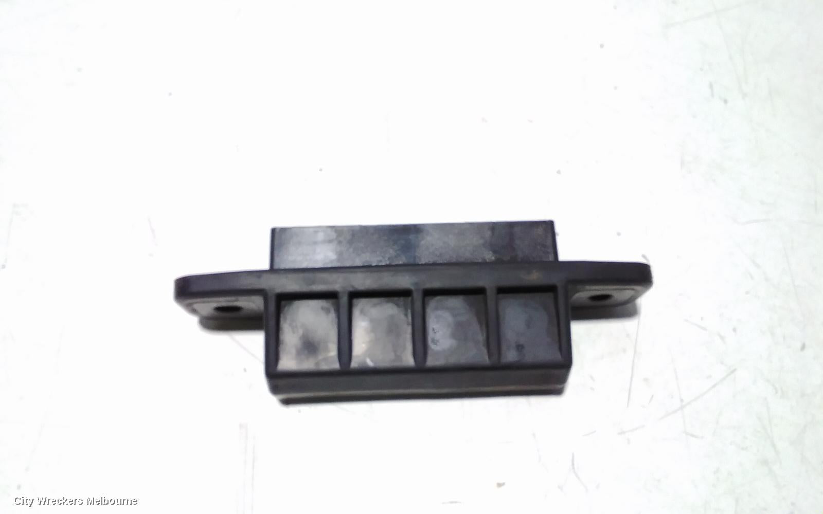 TOYOTA KLUGER, XU50 SERIES, 03/2014 - 02/2021, TAILGATE SWITCH BUTTON: 97694 - Image 1